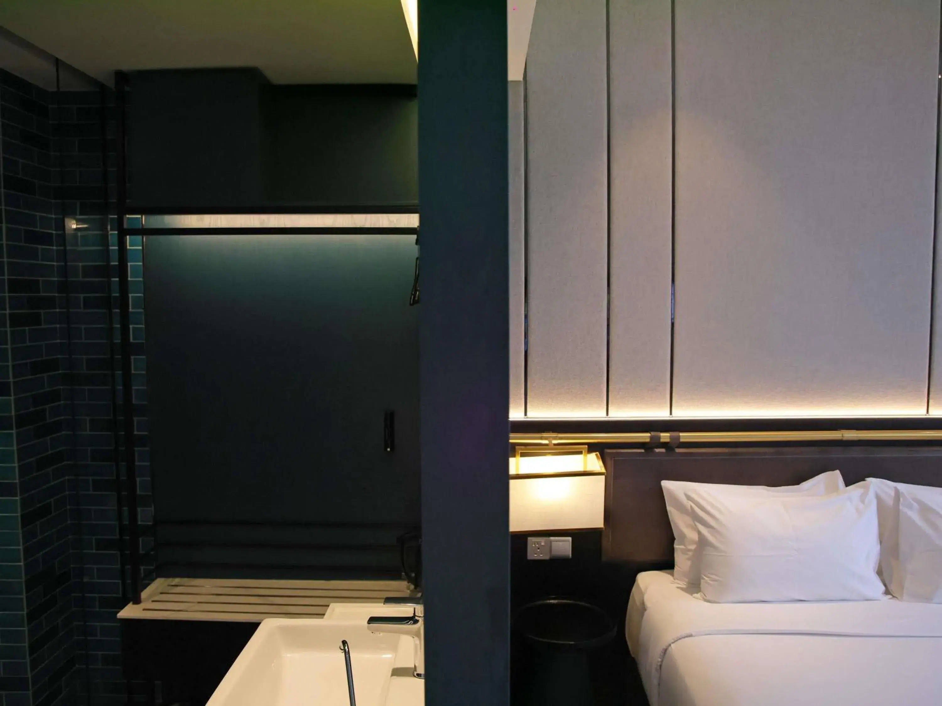 Bedroom in Mercure Miri City Centre Bedroom in Mercure Miri City Centre