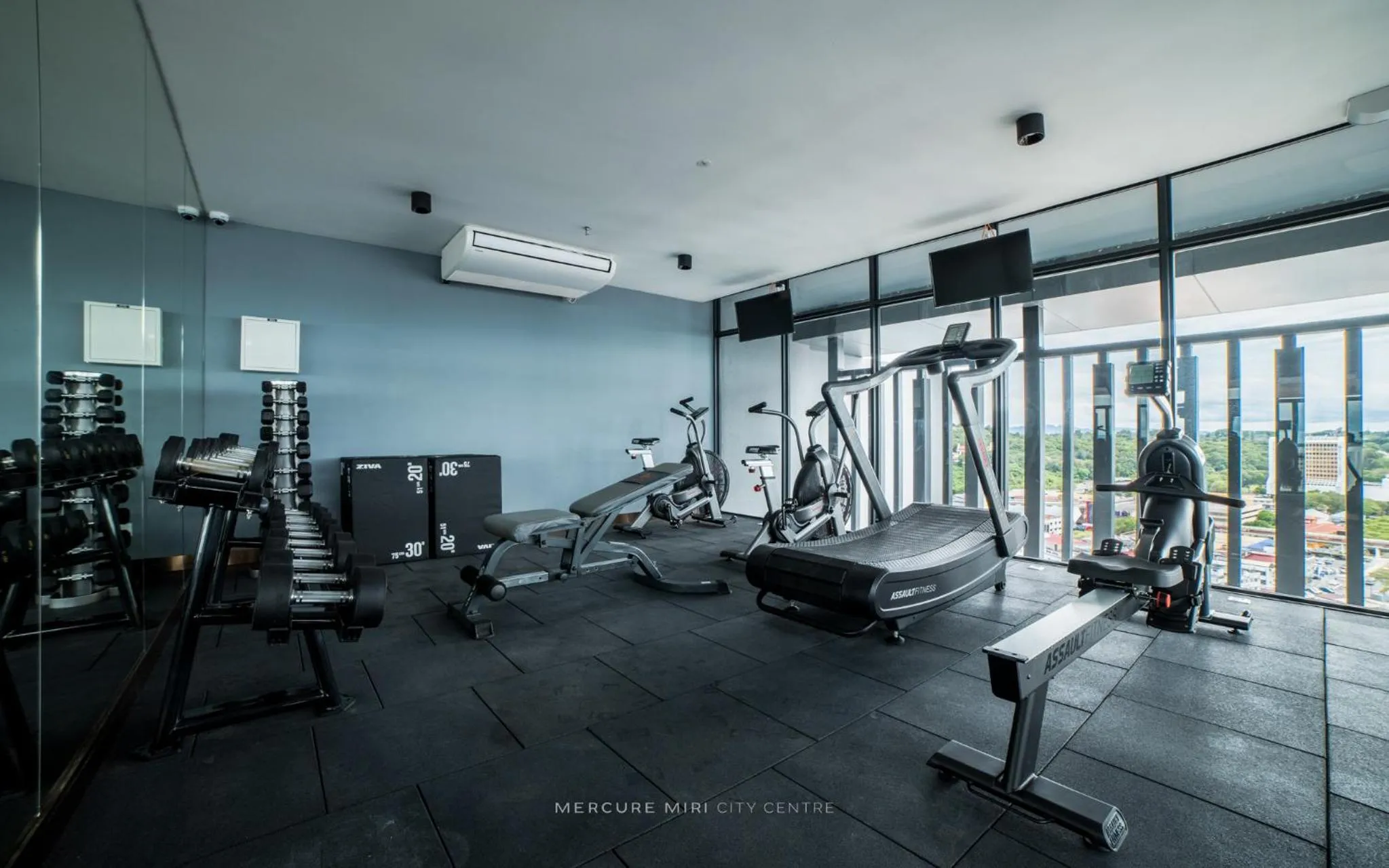 Fitness centre/facilities in Mercure Miri City Centre