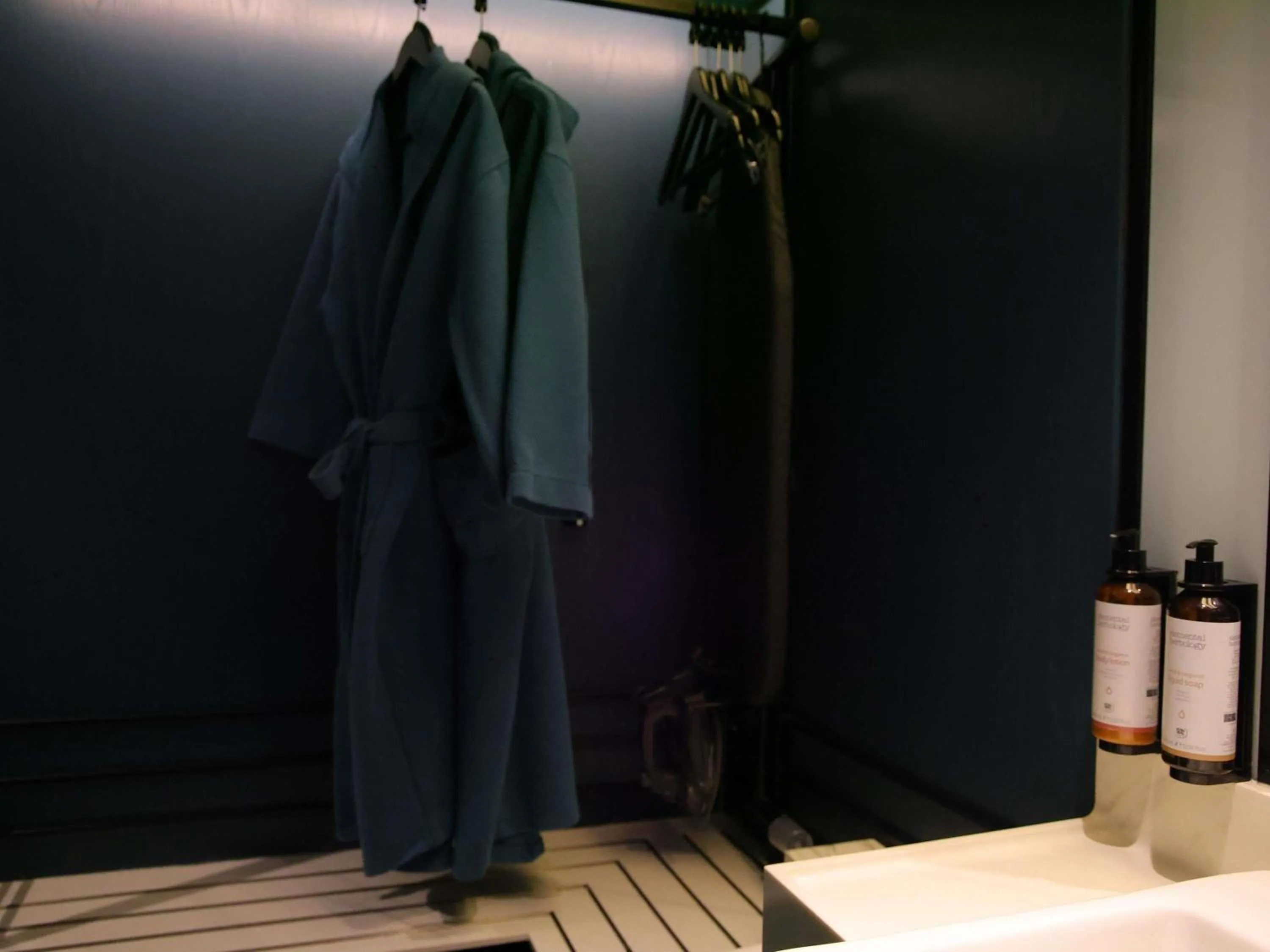 Bedroom in Mercure Miri City Centre