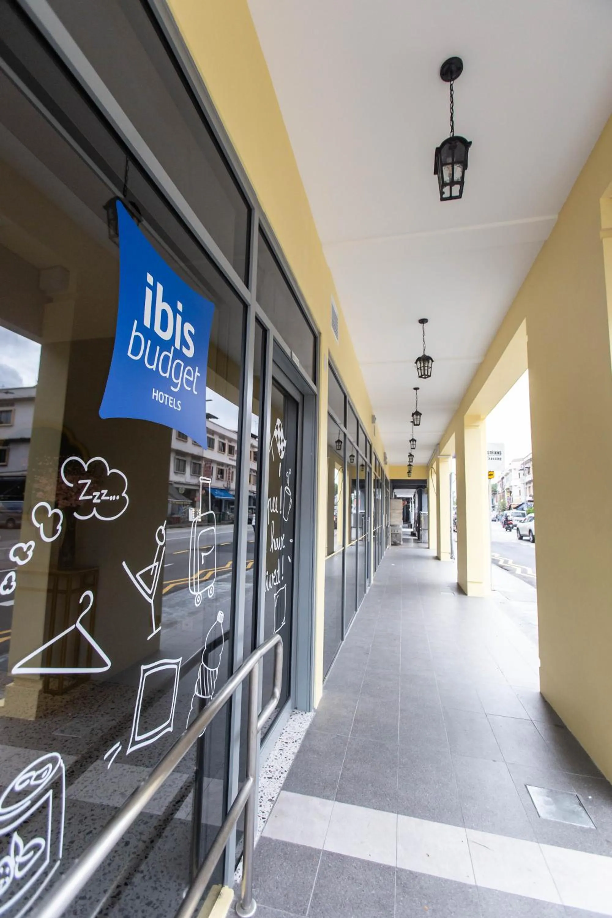 Property logo or sign in ibis budget Singapore Gold