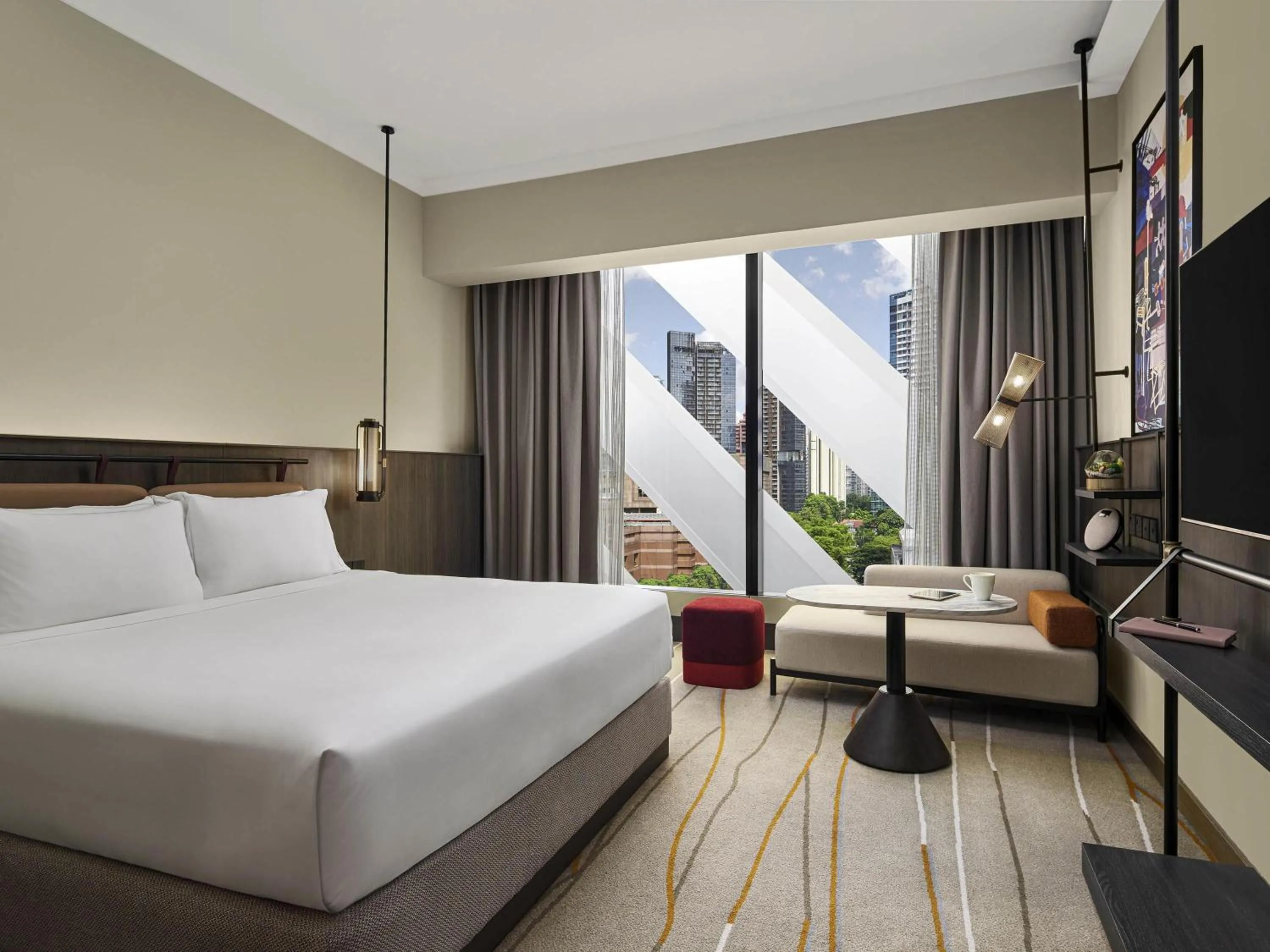 Bedroom, Bed in Pullman Singapore Orchard