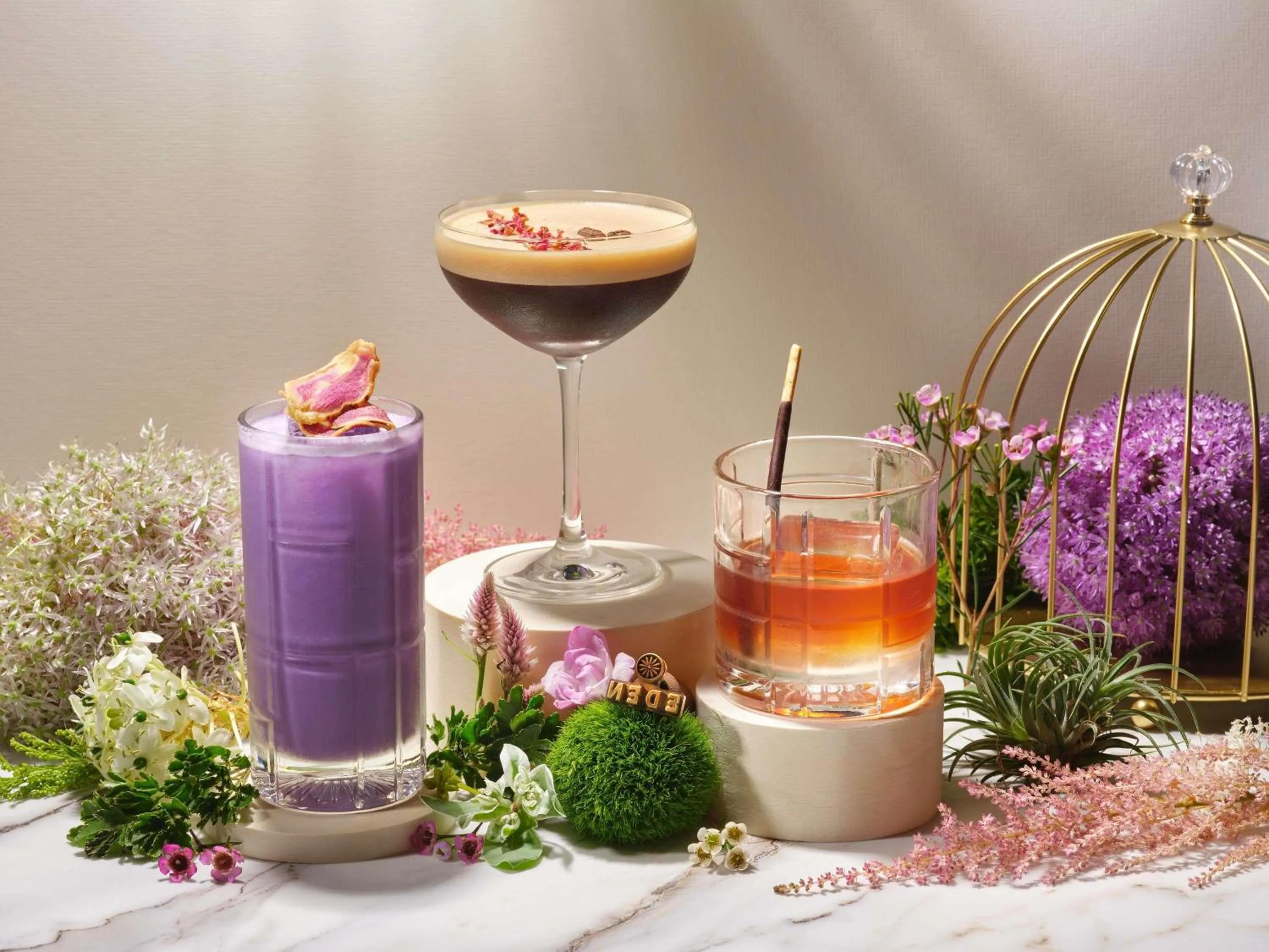 Restaurant/places to eat in Pullman Singapore Orchard