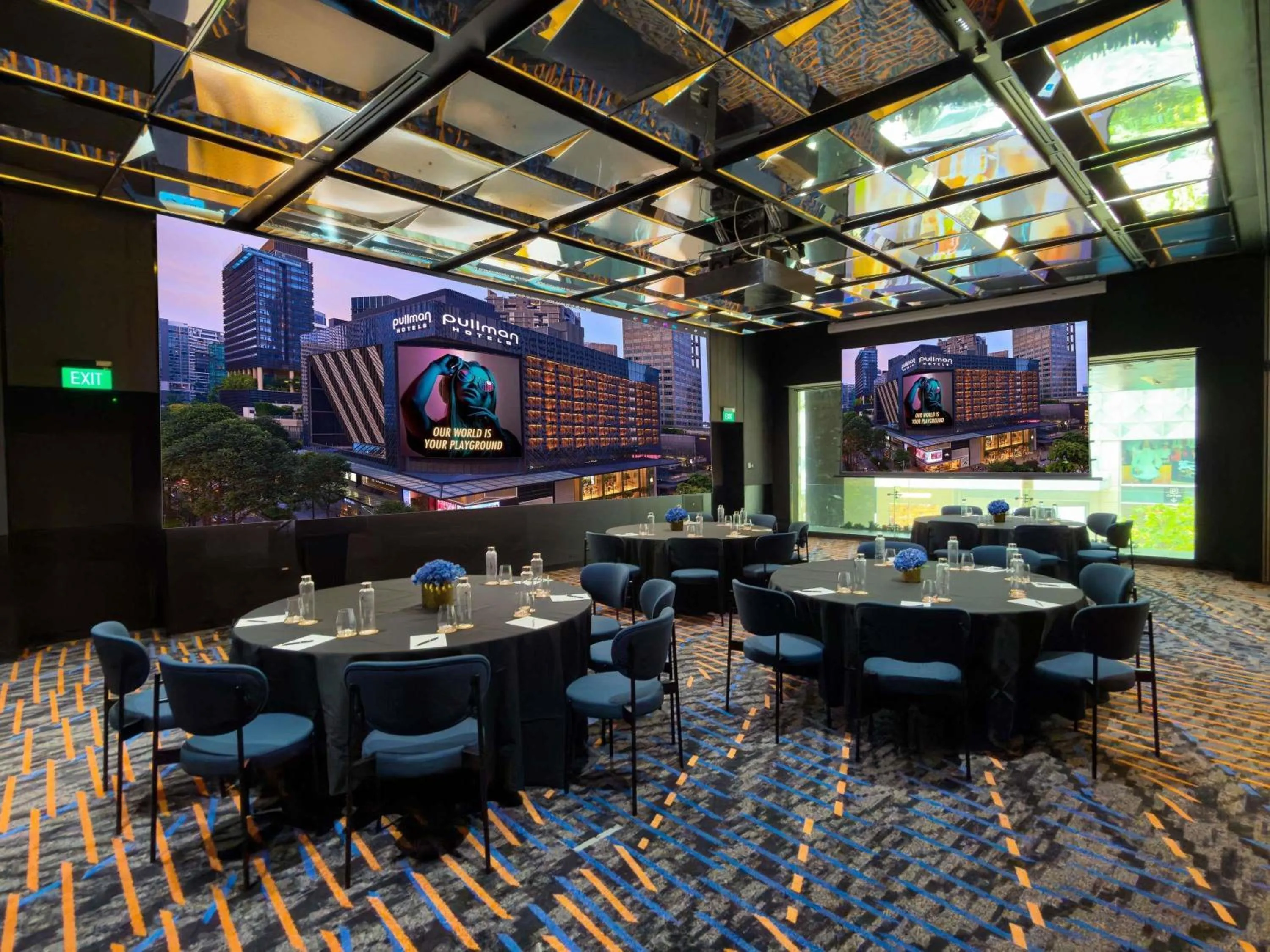 Meeting/conference room in Pullman Singapore Orchard