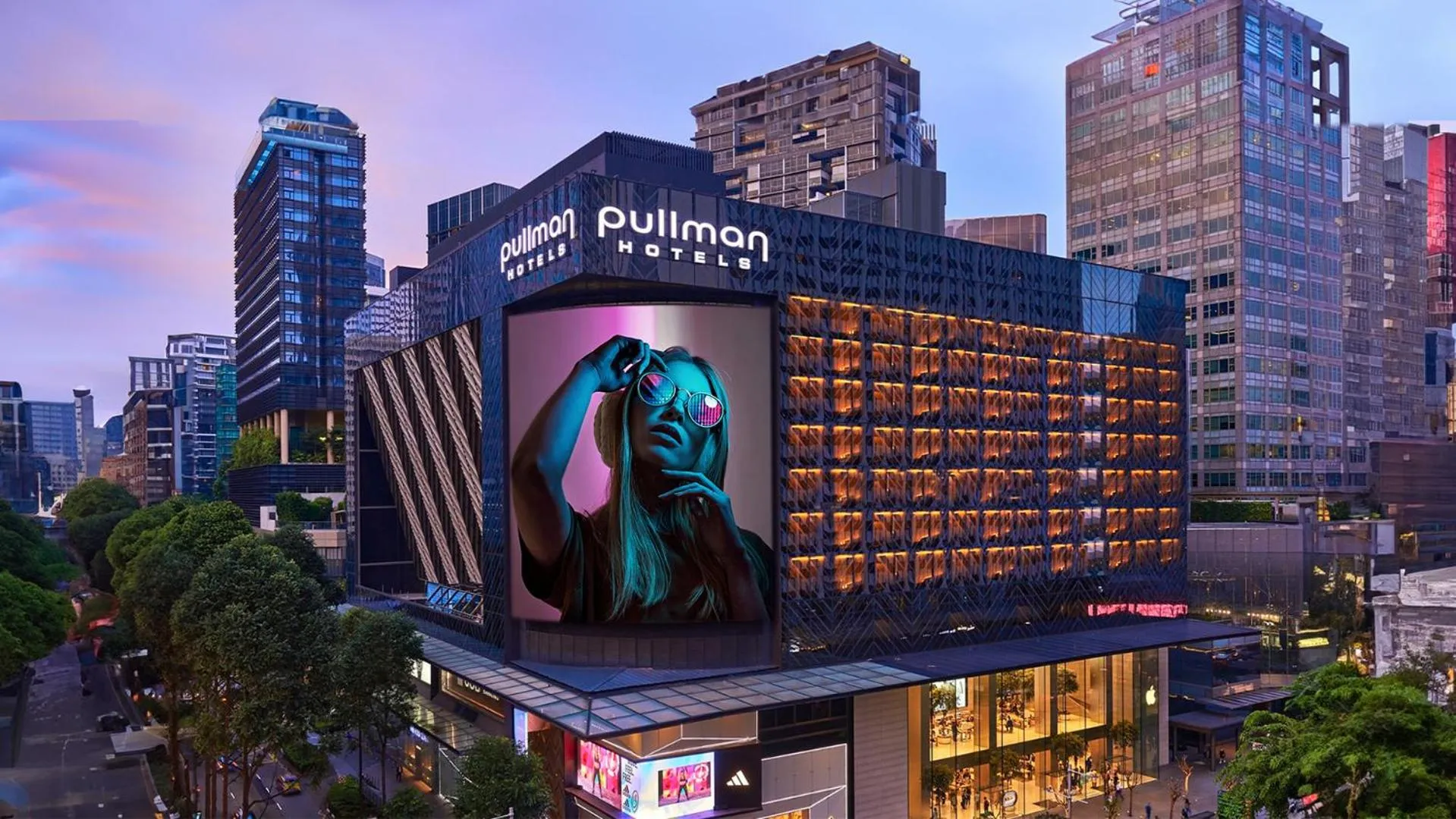 Property building in Pullman Singapore Orchard