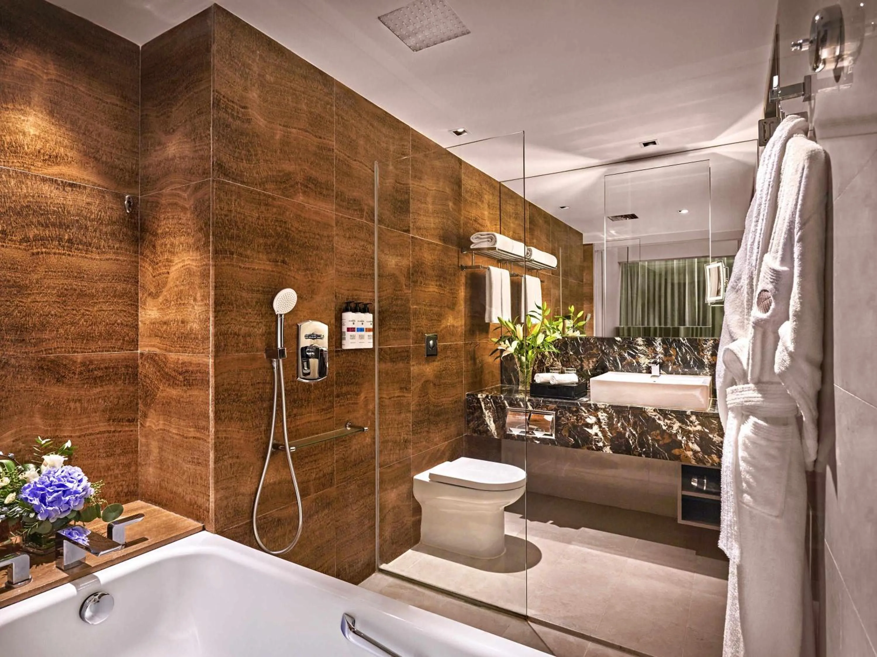 Bedroom in Pullman Singapore Orchard