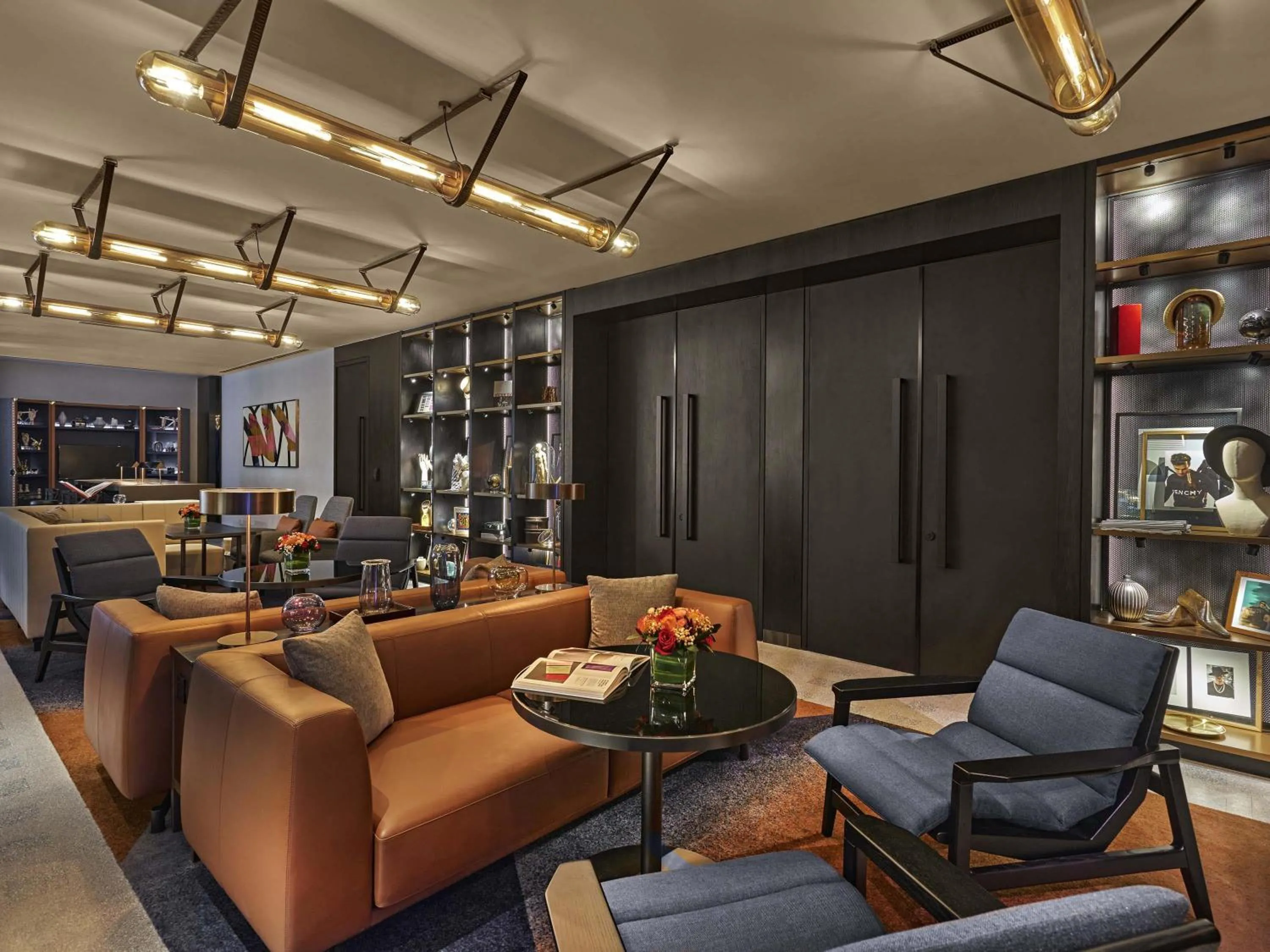 Restaurant/places to eat in Pullman Singapore Orchard