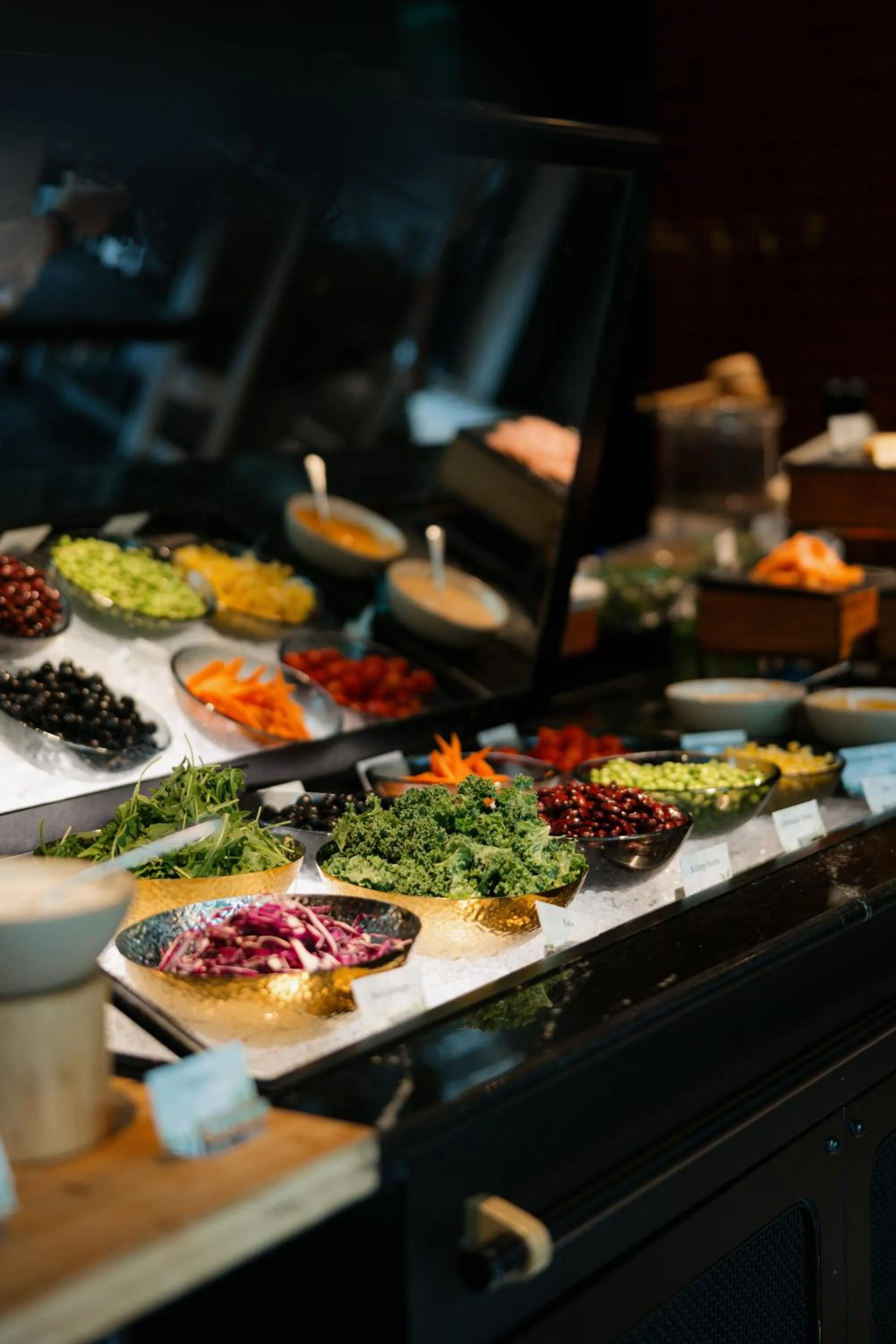 Restaurant/places to eat in Pullman Singapore Orchard