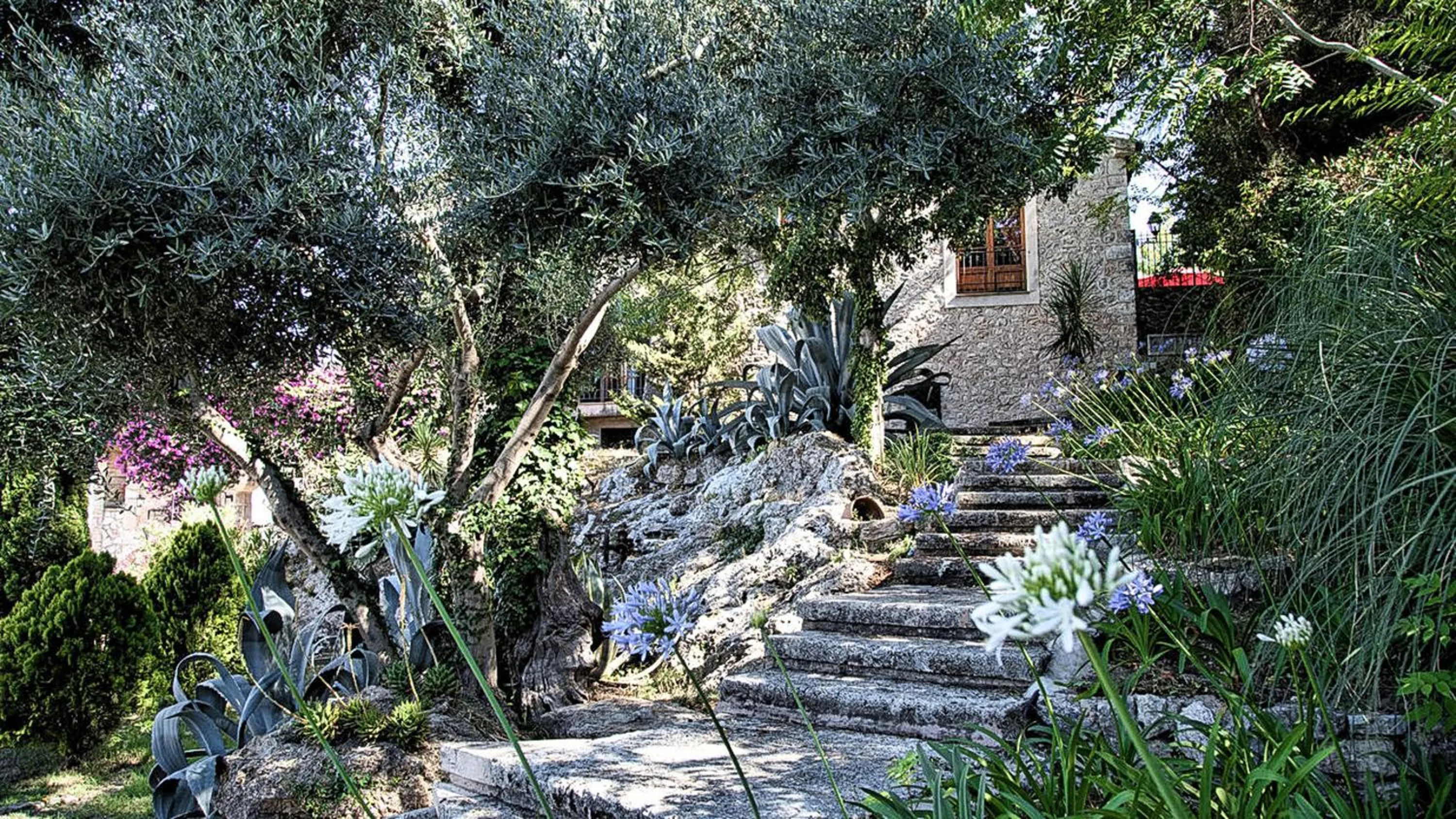 Garden in Posada del Marqués I A Slow Design Hotel