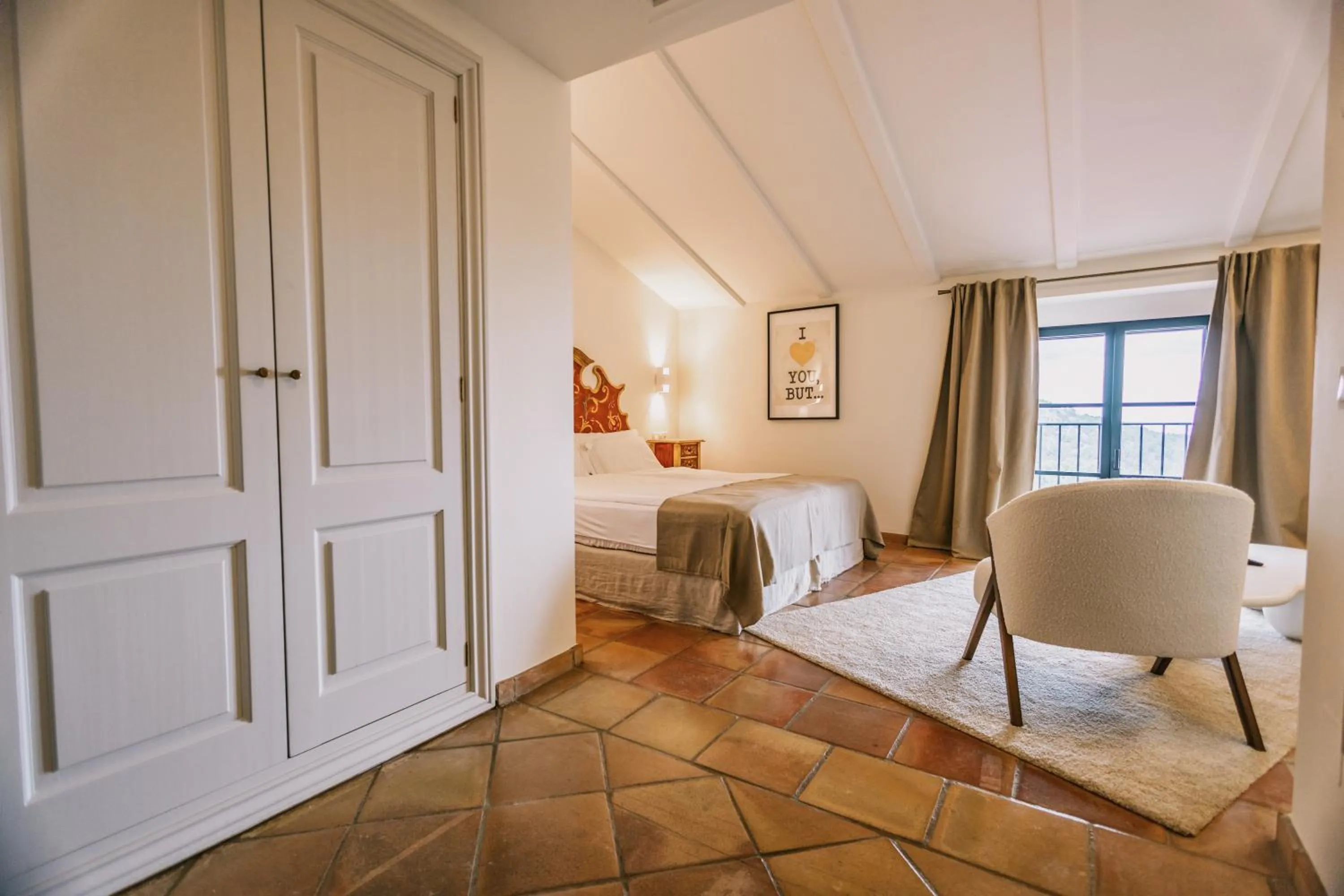 Photo of the whole room in Posada del Marqués