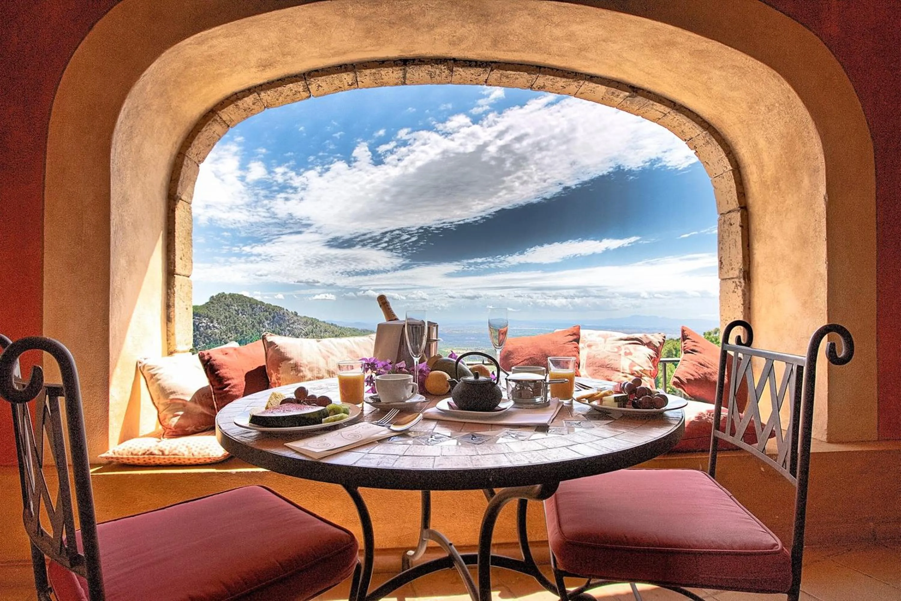 Seating area in Posada del Marqués I A Slow Design Hotel