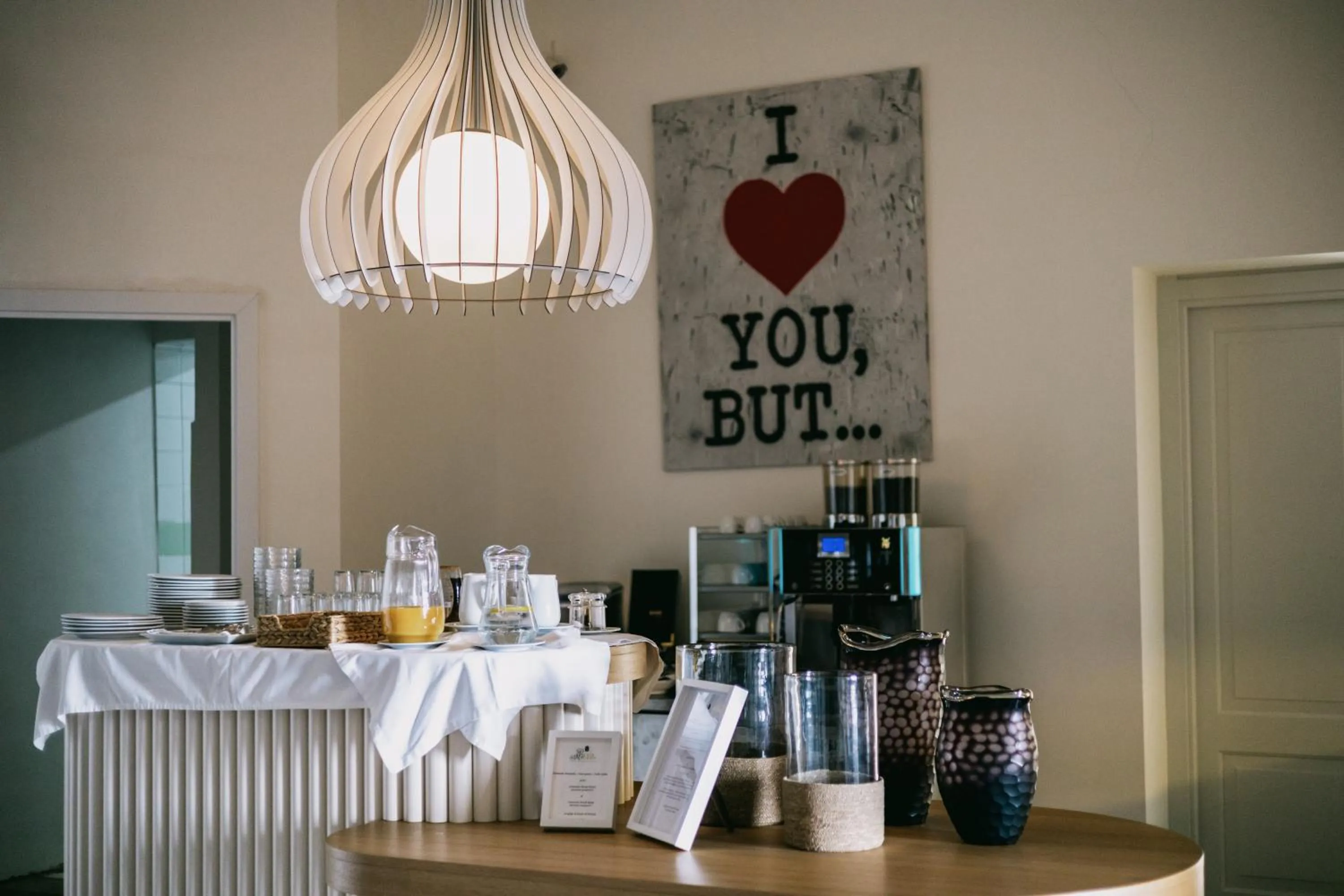 Coffee/tea facilities in Posada del Marqués