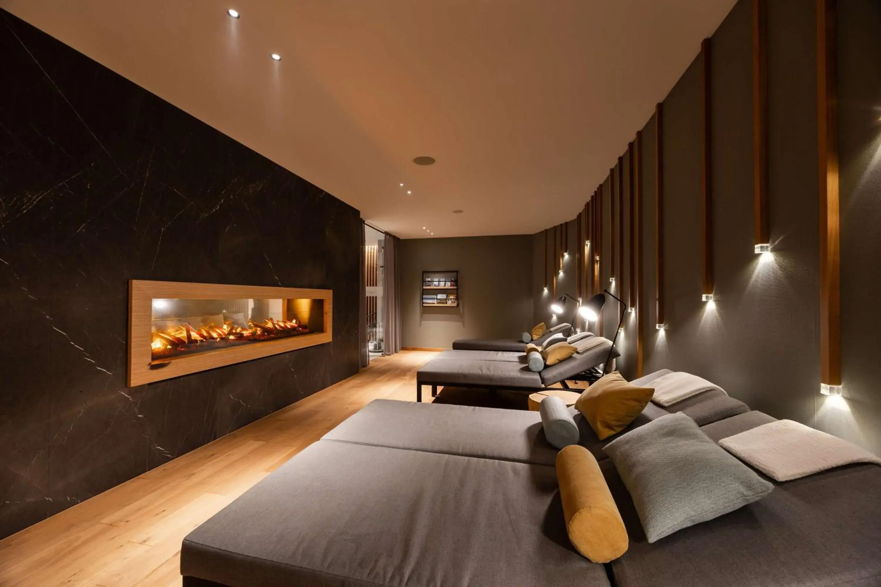 Spa and wellness centre/facilities, Bed in ATLANTIC Hotel Heidelberg Spa and wellness centre/facilities, Bed in ATLANTIC Hotel Heidelberg