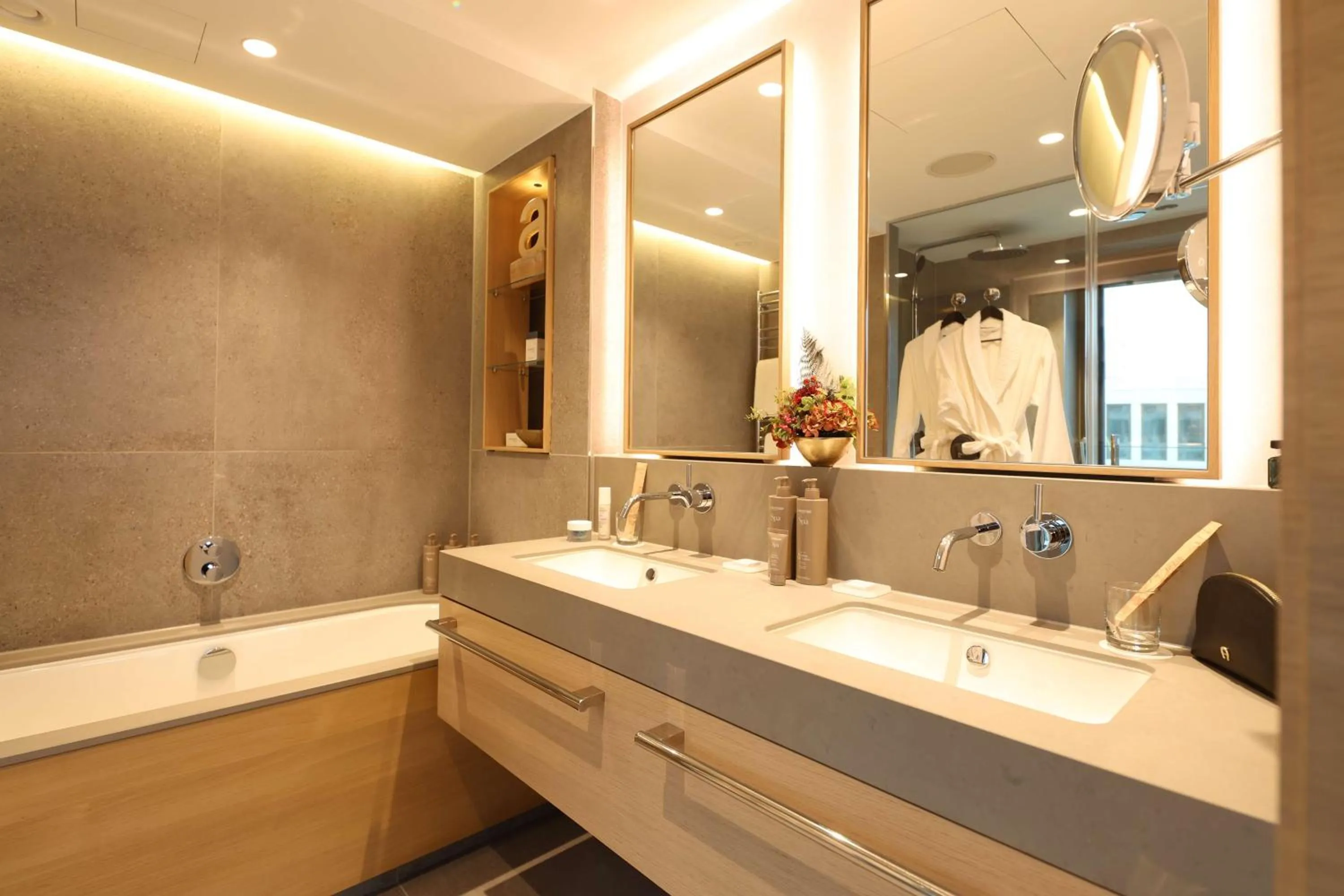 Bathroom in ATLANTIC Hotel Heidelberg