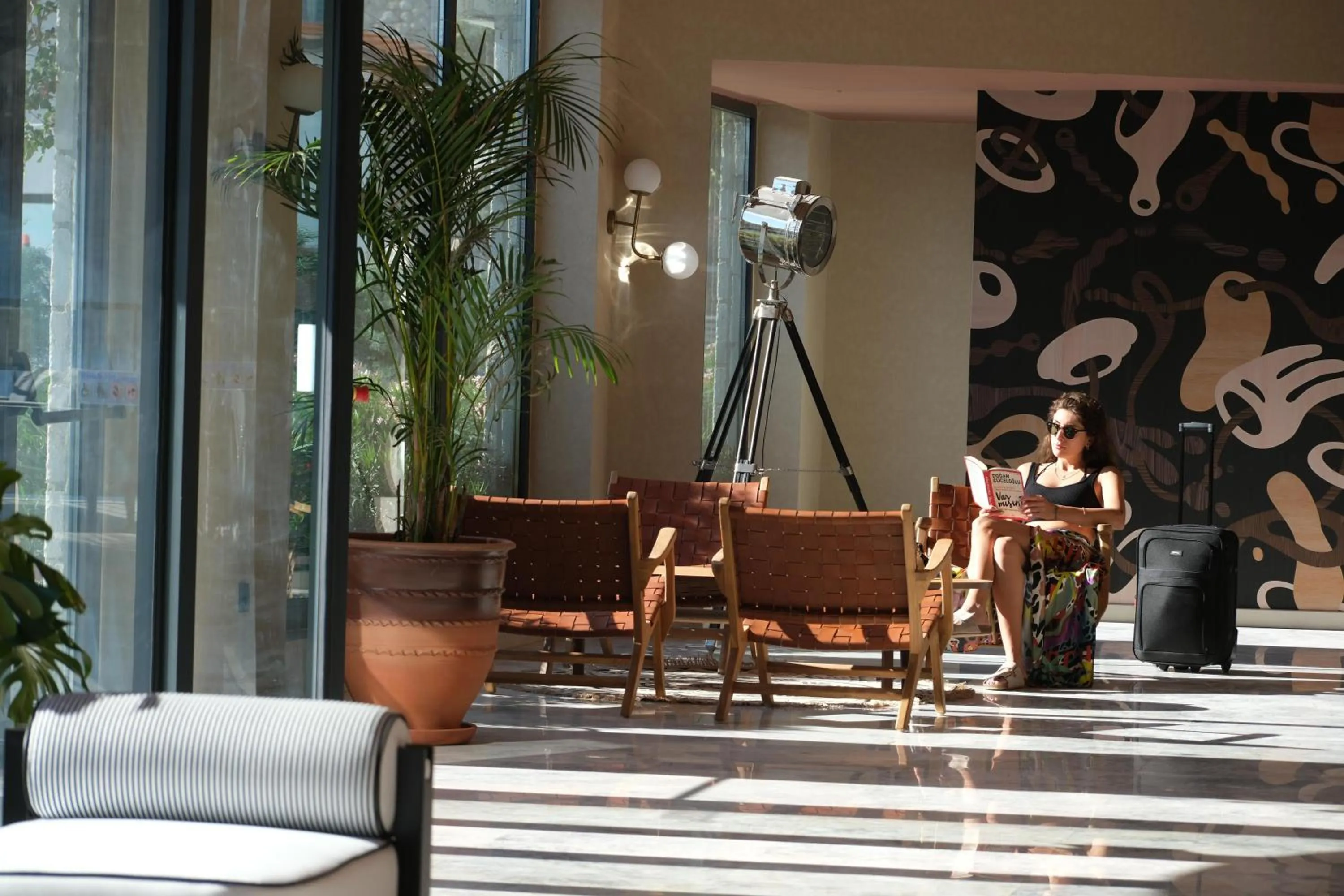 Lobby or reception in Lures Hotel