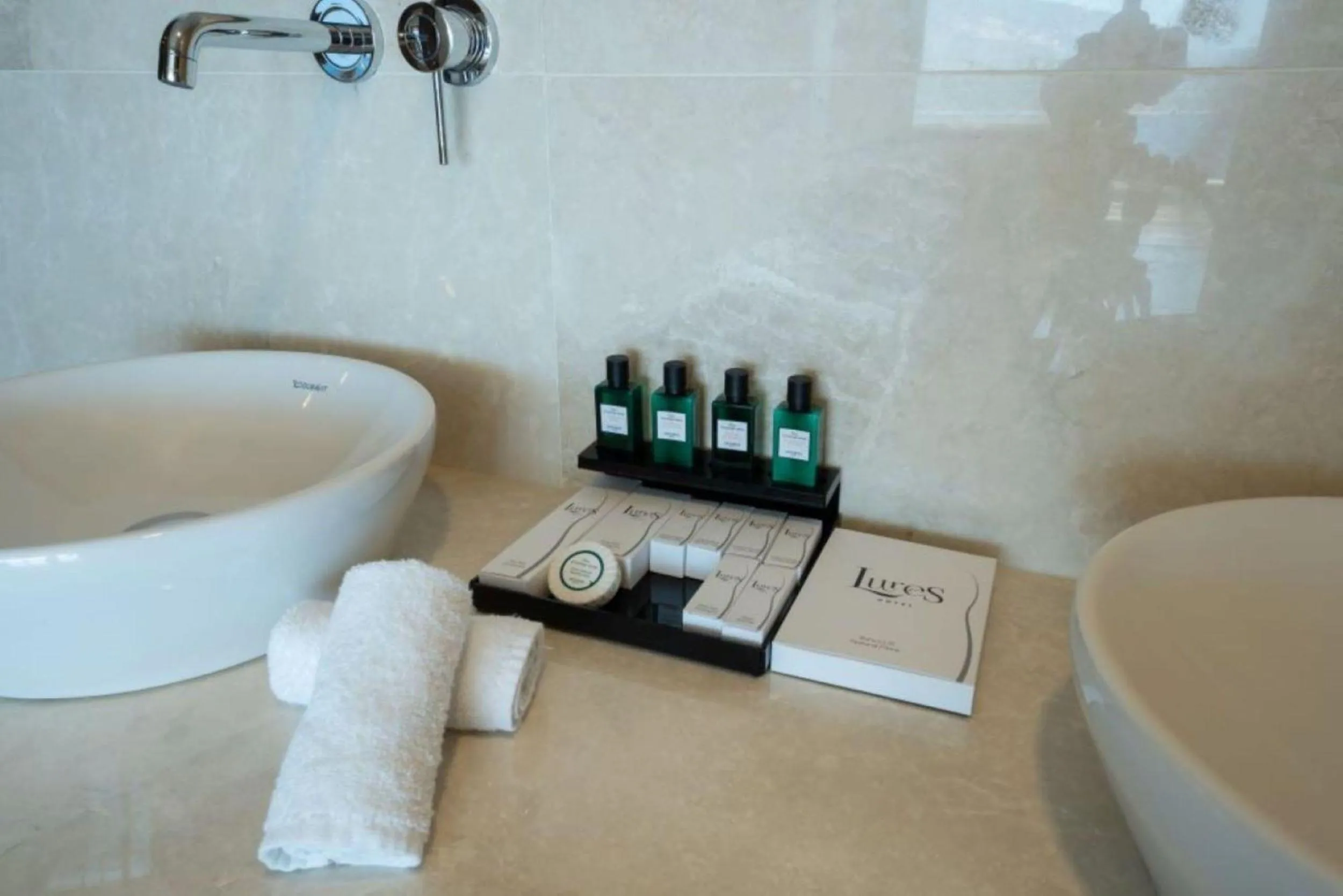 Bathroom in Lures Hotel