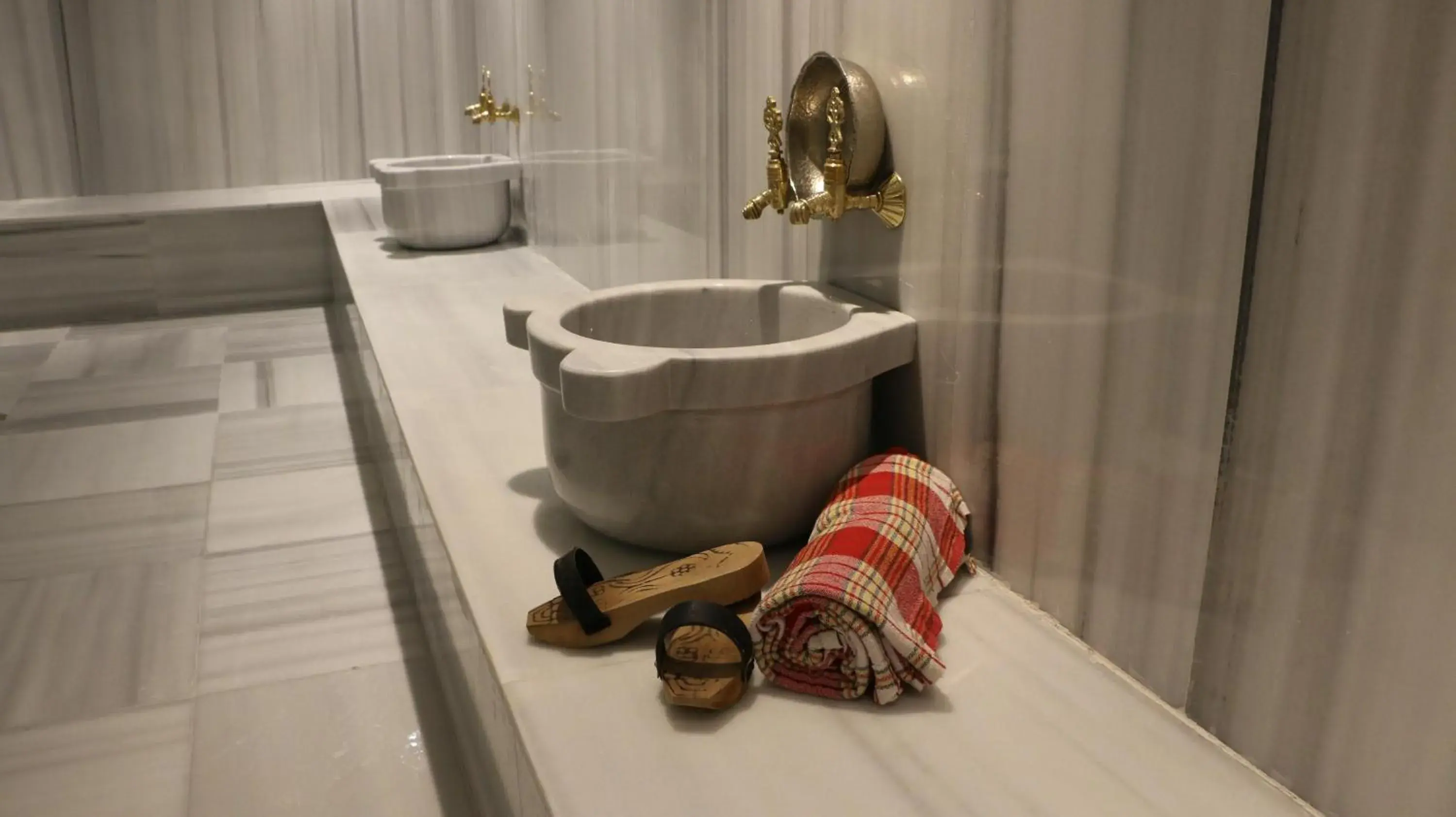 Spa and wellness centre/facilities in Lures Hotel Spa and wellness centre/facilities in Lures Hotel