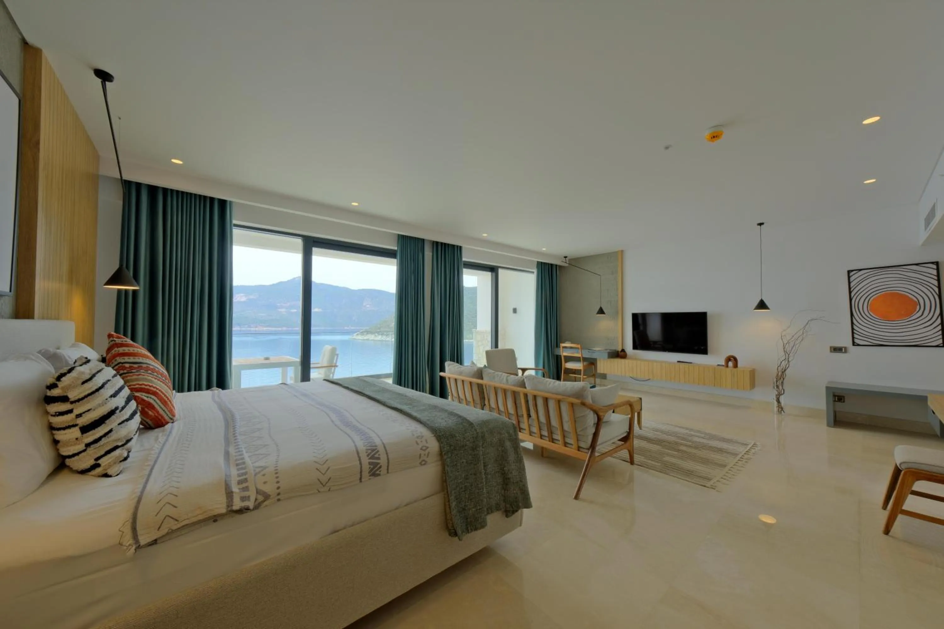 Photo of the whole room, Bed in Lures Hotel