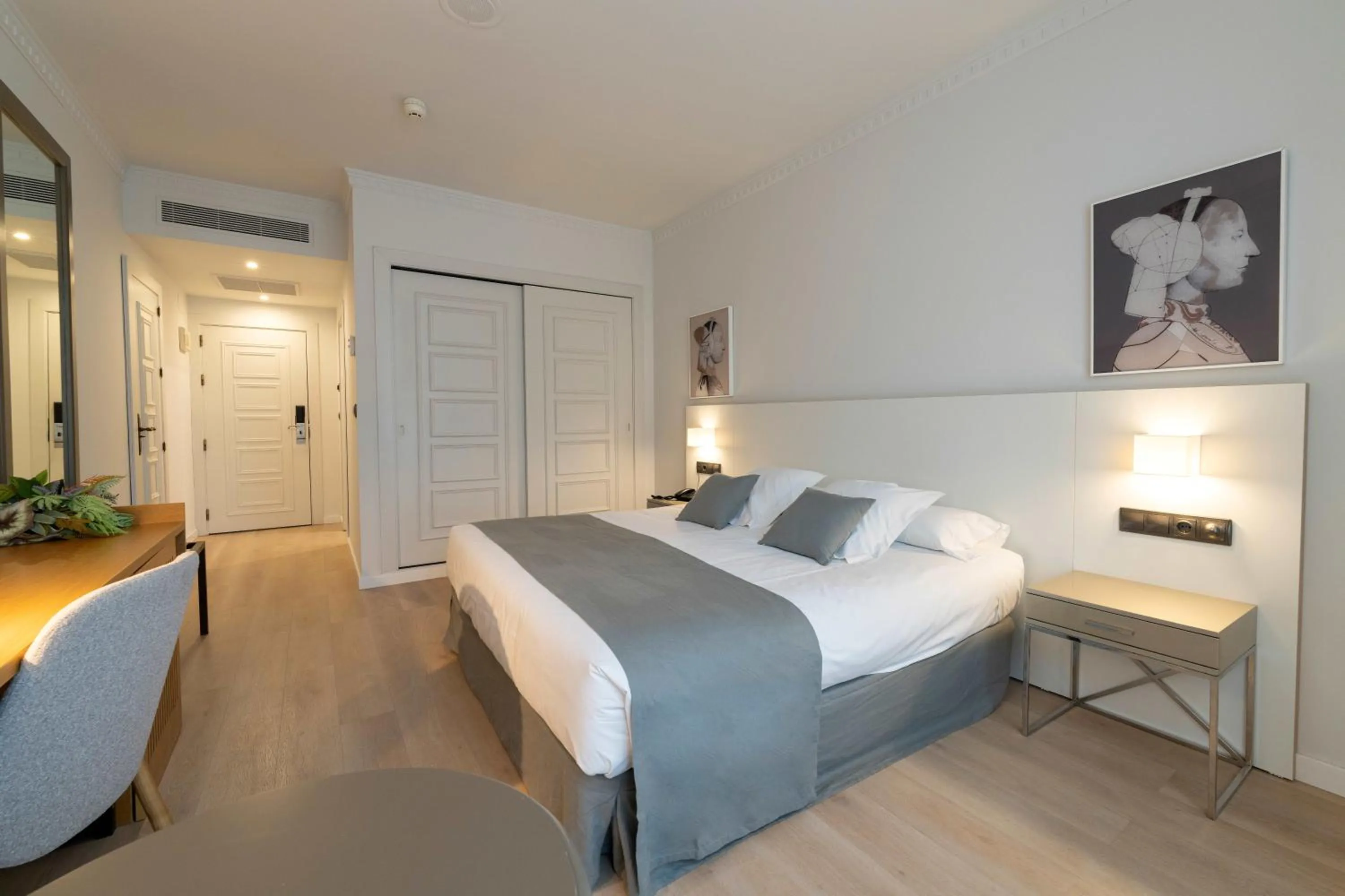 Bedroom, Bed in Hotel Antequera Hills