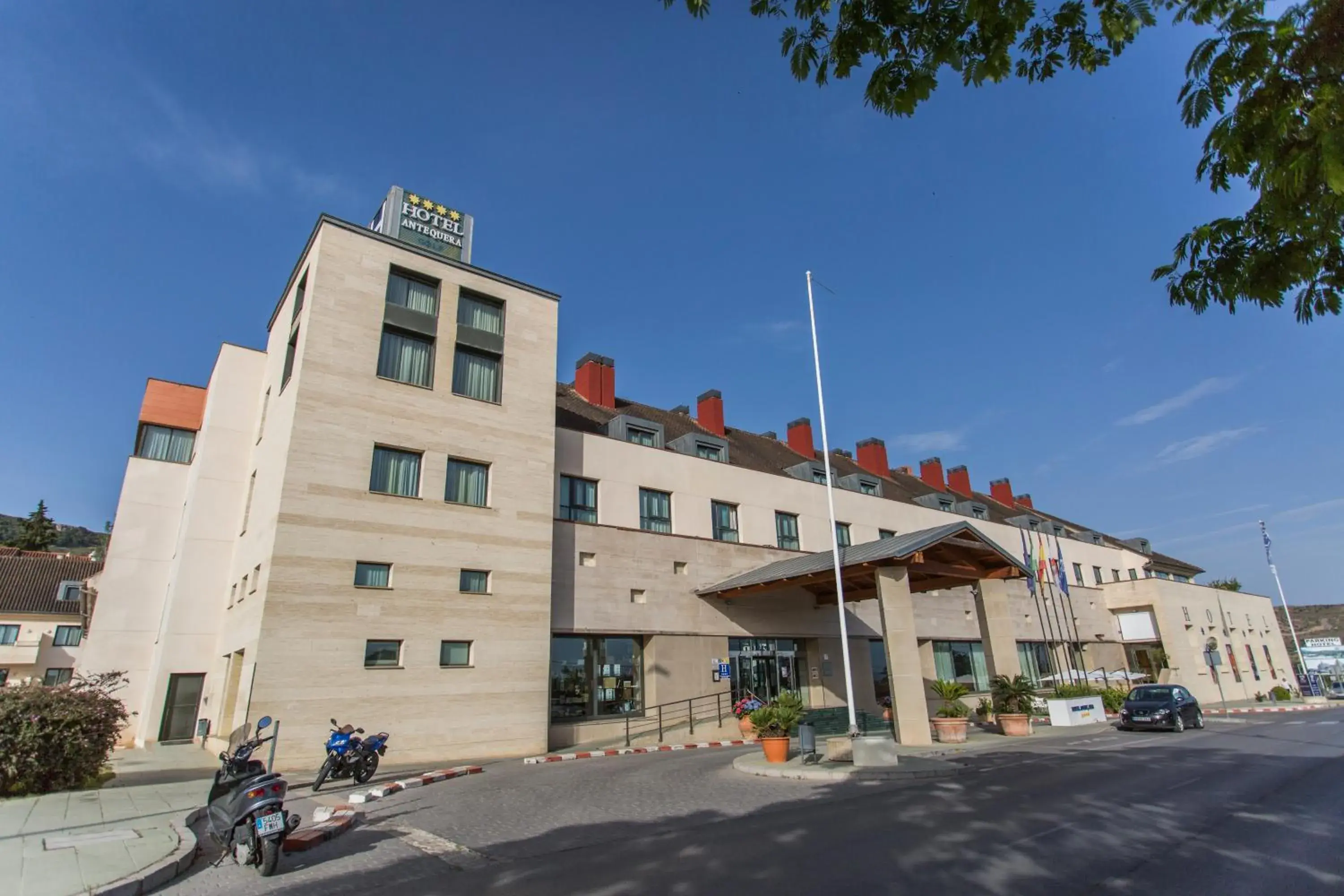 Facade/entrance in Hotel Antequera Hills Facade/entrance in Hotel Antequera Hills