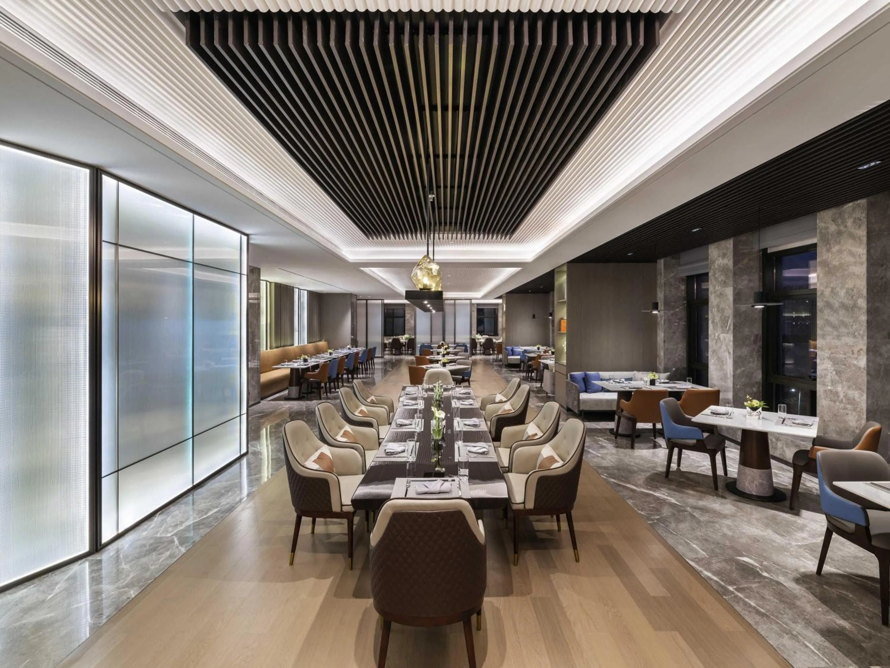 Property building in Novotel Kunshan Yangcheng Lake