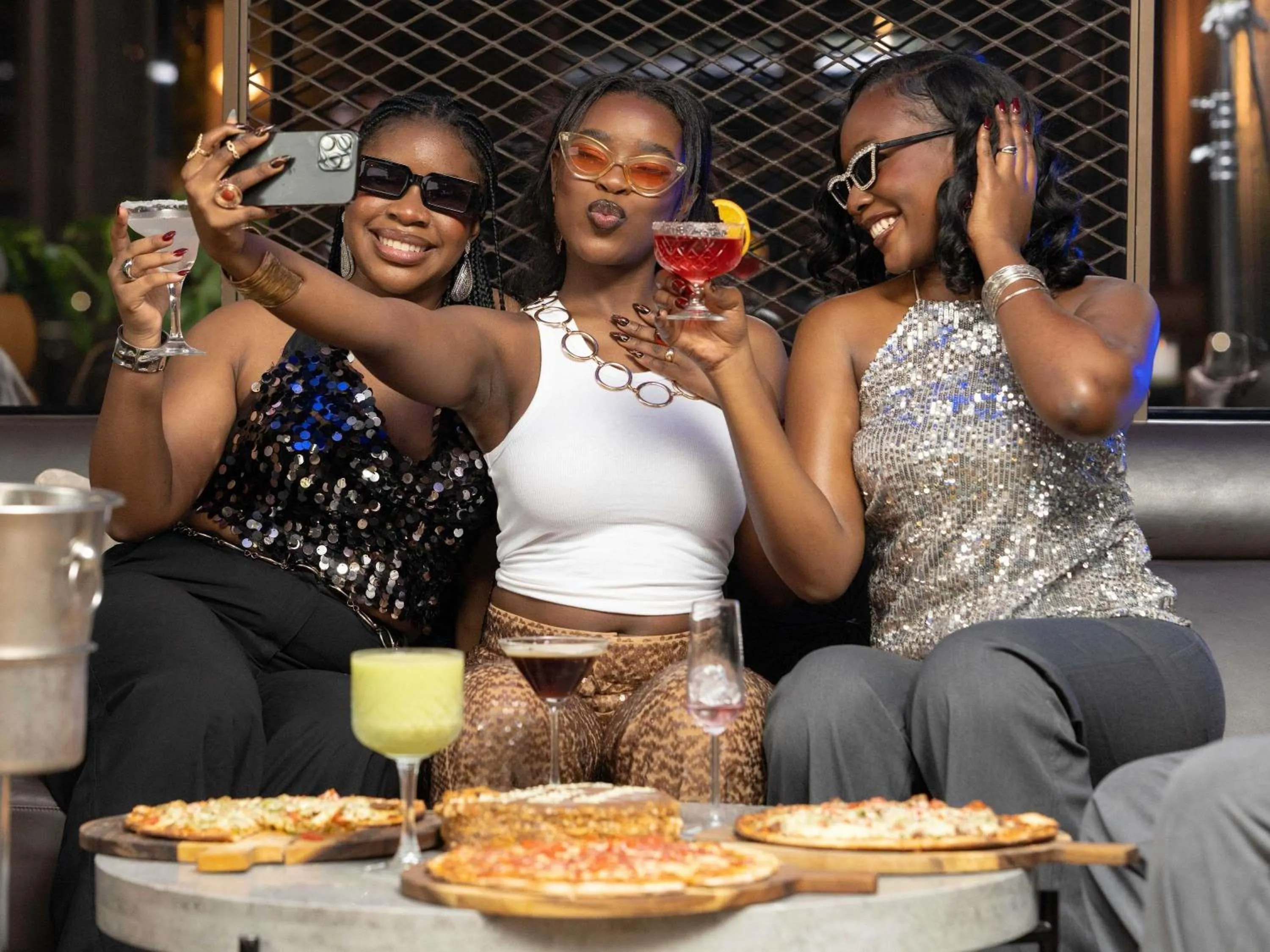 Restaurant/places to eat in Novotel Kinshasa La Gombe