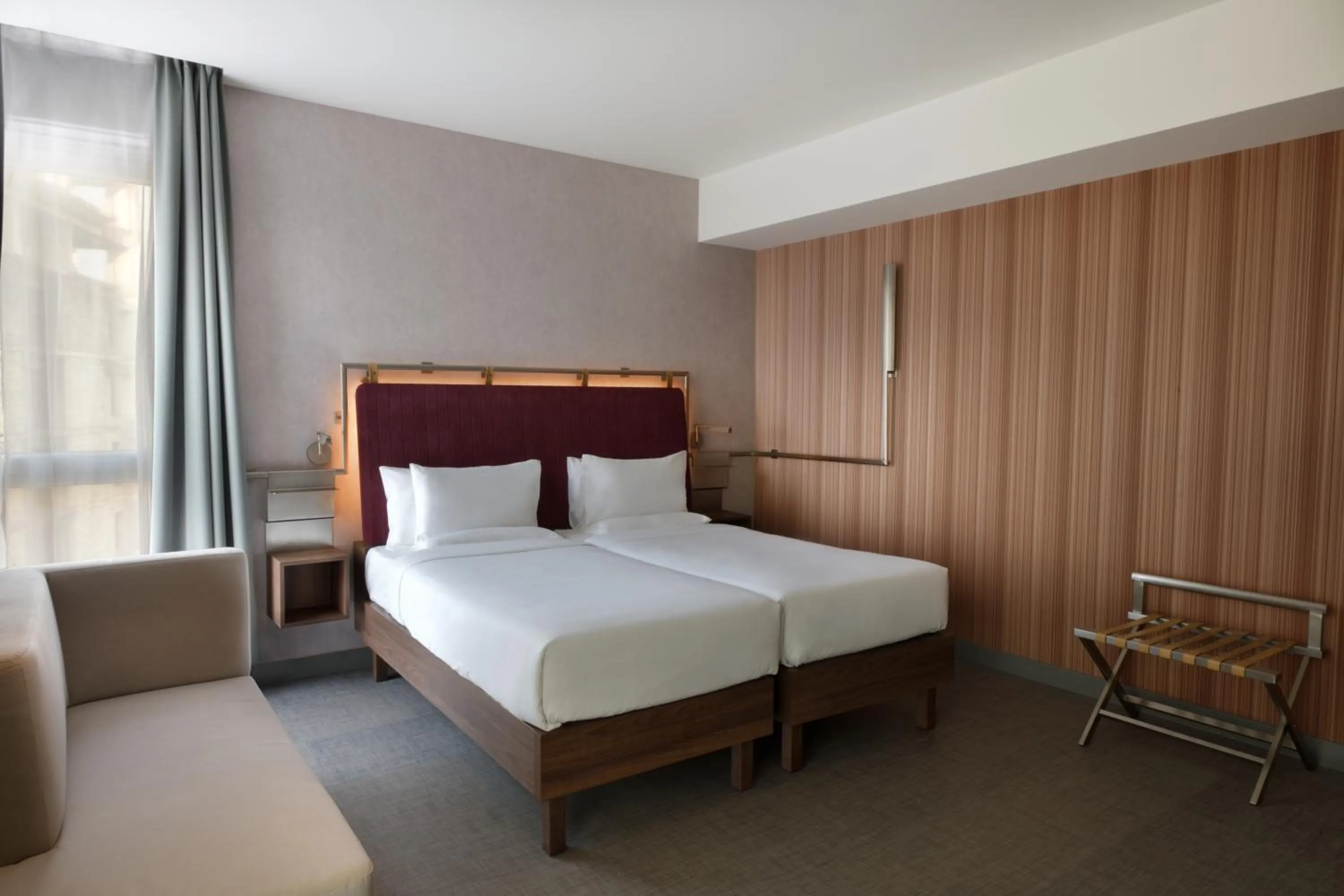 Photo of the whole room, Bed in Novotel Kinshasa La Gombe