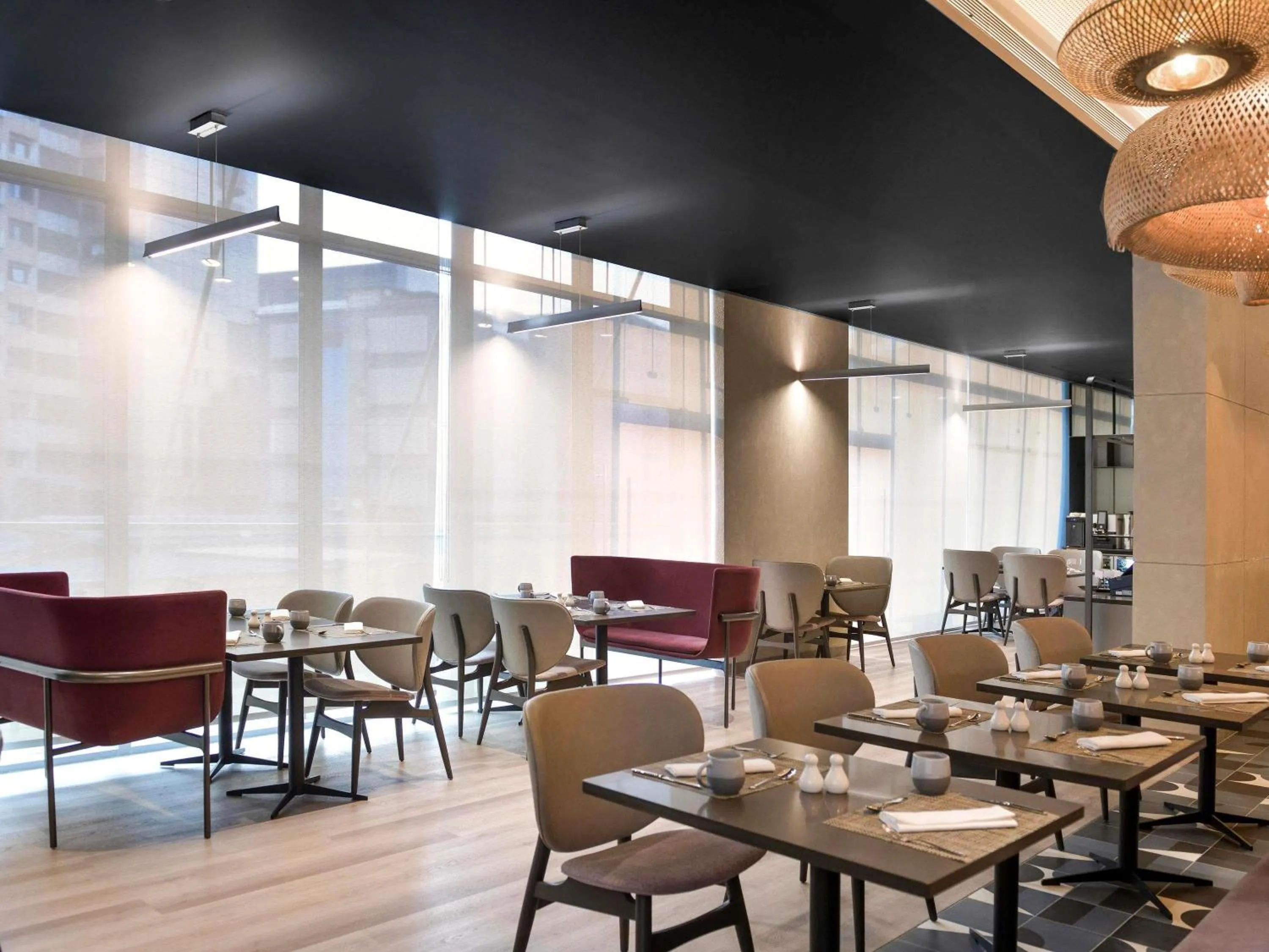 Restaurant/places to eat in Novotel Kinshasa La Gombe