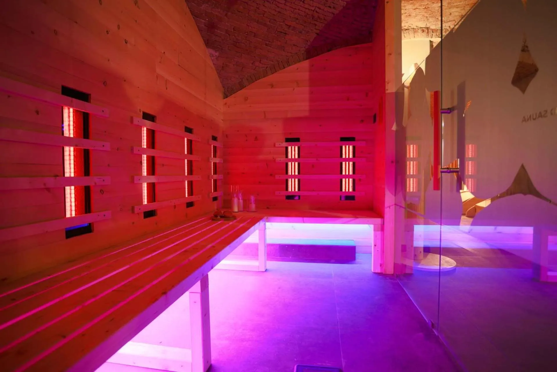 Sauna in AR Prestige Penthouse - TriBeCa Loft