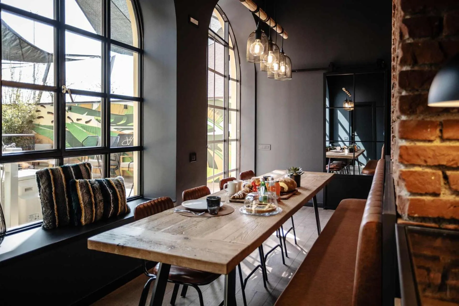 Dining area in AR Prestige Penthouse - TriBeCa Loft
