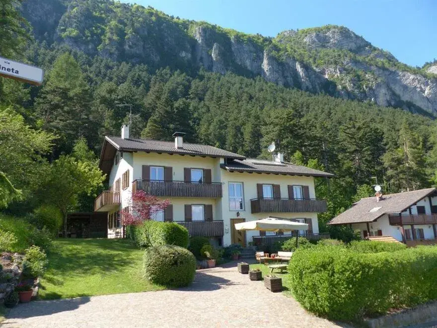 Appartamenti Casa Pineta Appartamenti Casa Pineta