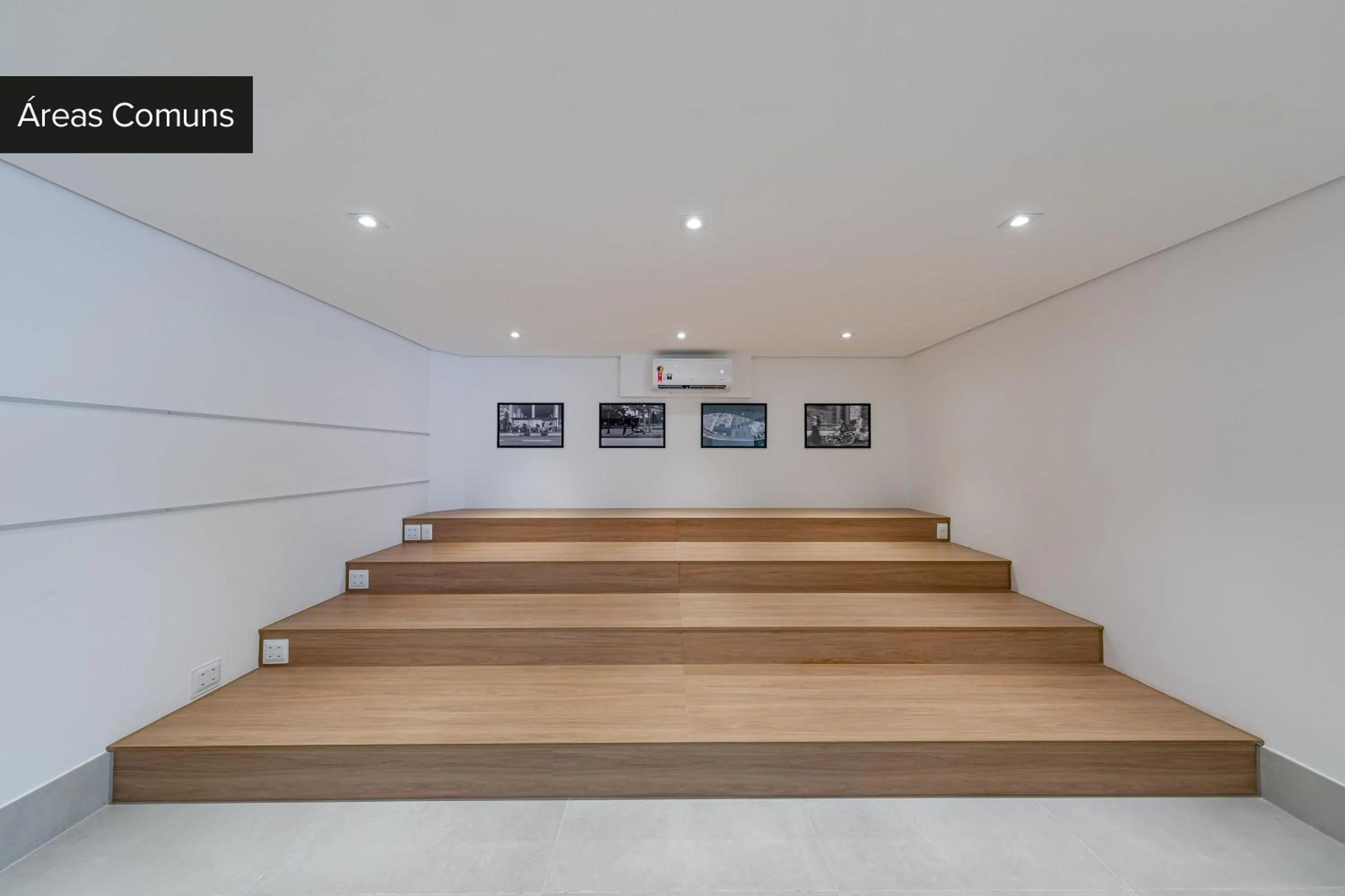 Seating area in Smart Charlie Parque Augusta Mackenzie