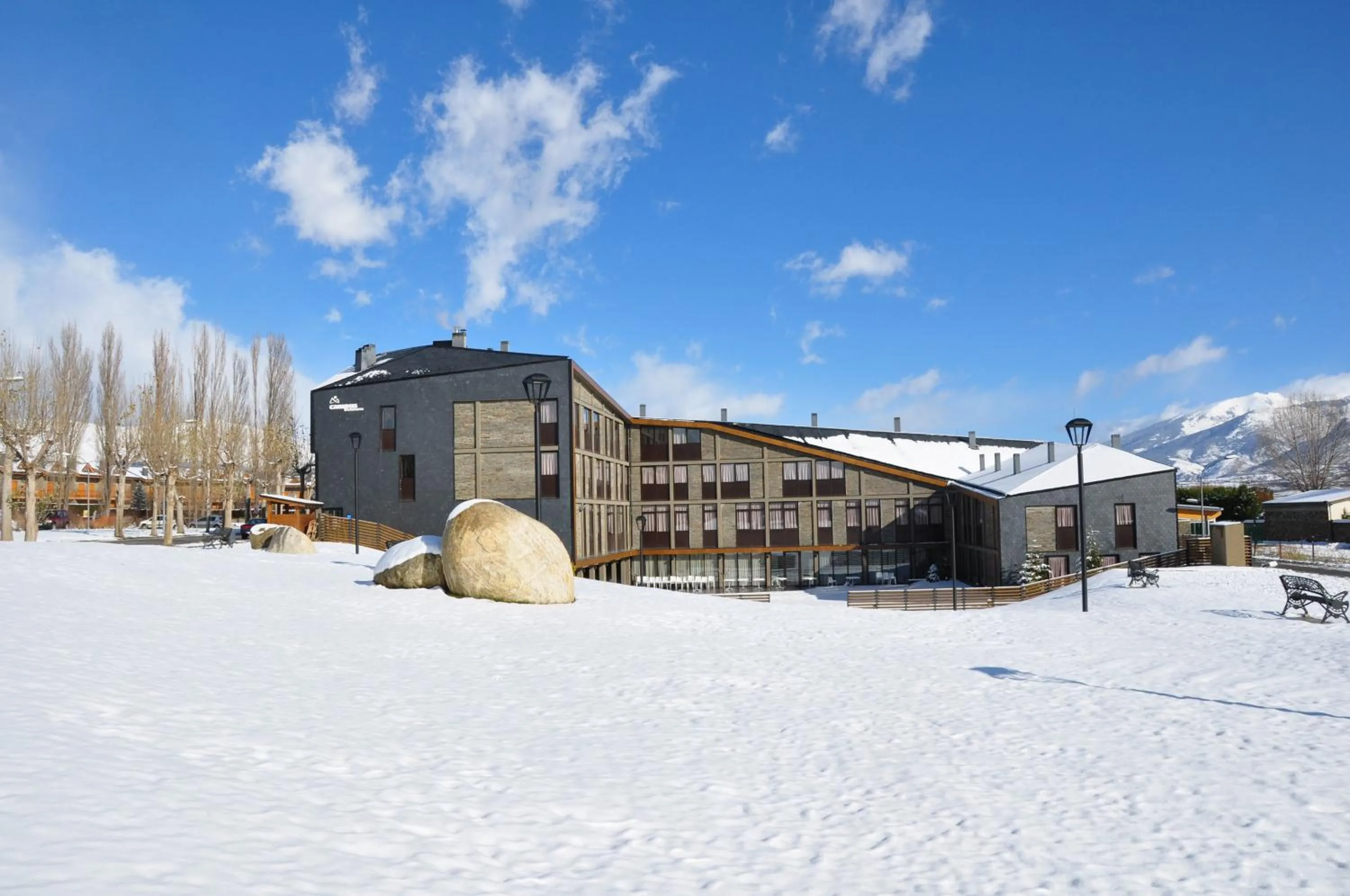 Property building in Campus Cerdanya