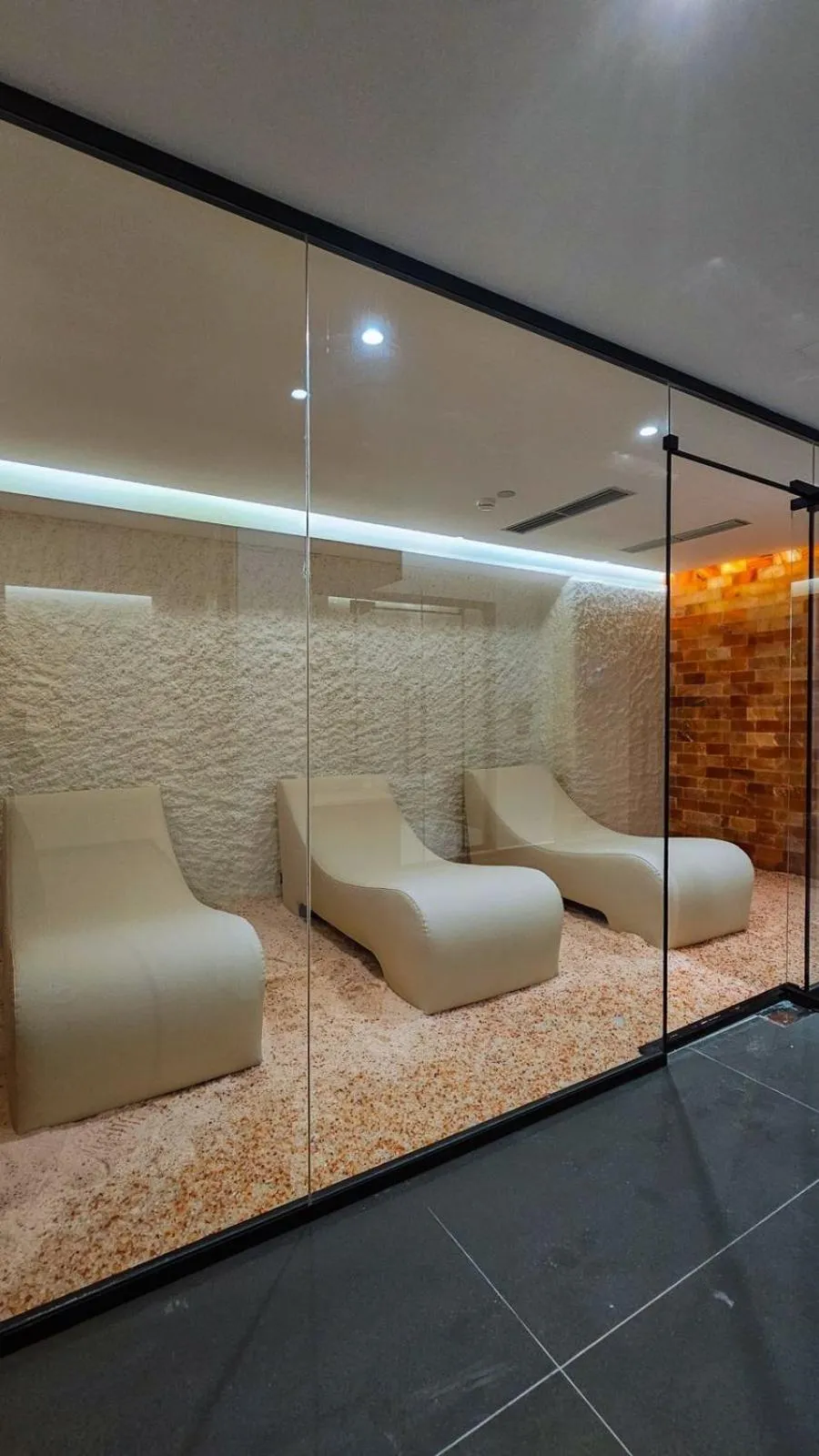 Black Diamond Hotel Dhermi