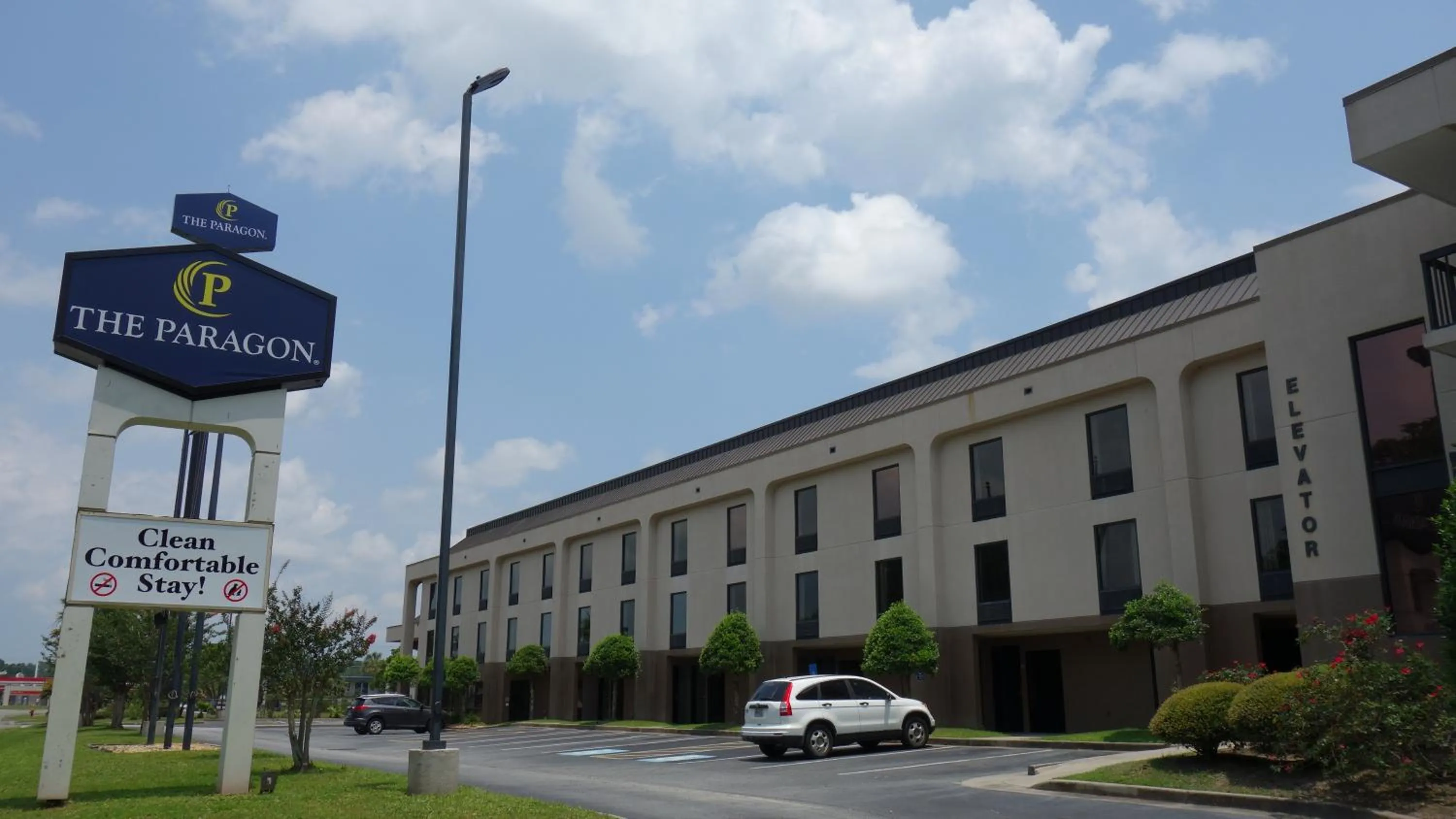 Property building in THE PARAGON of Golden Isles