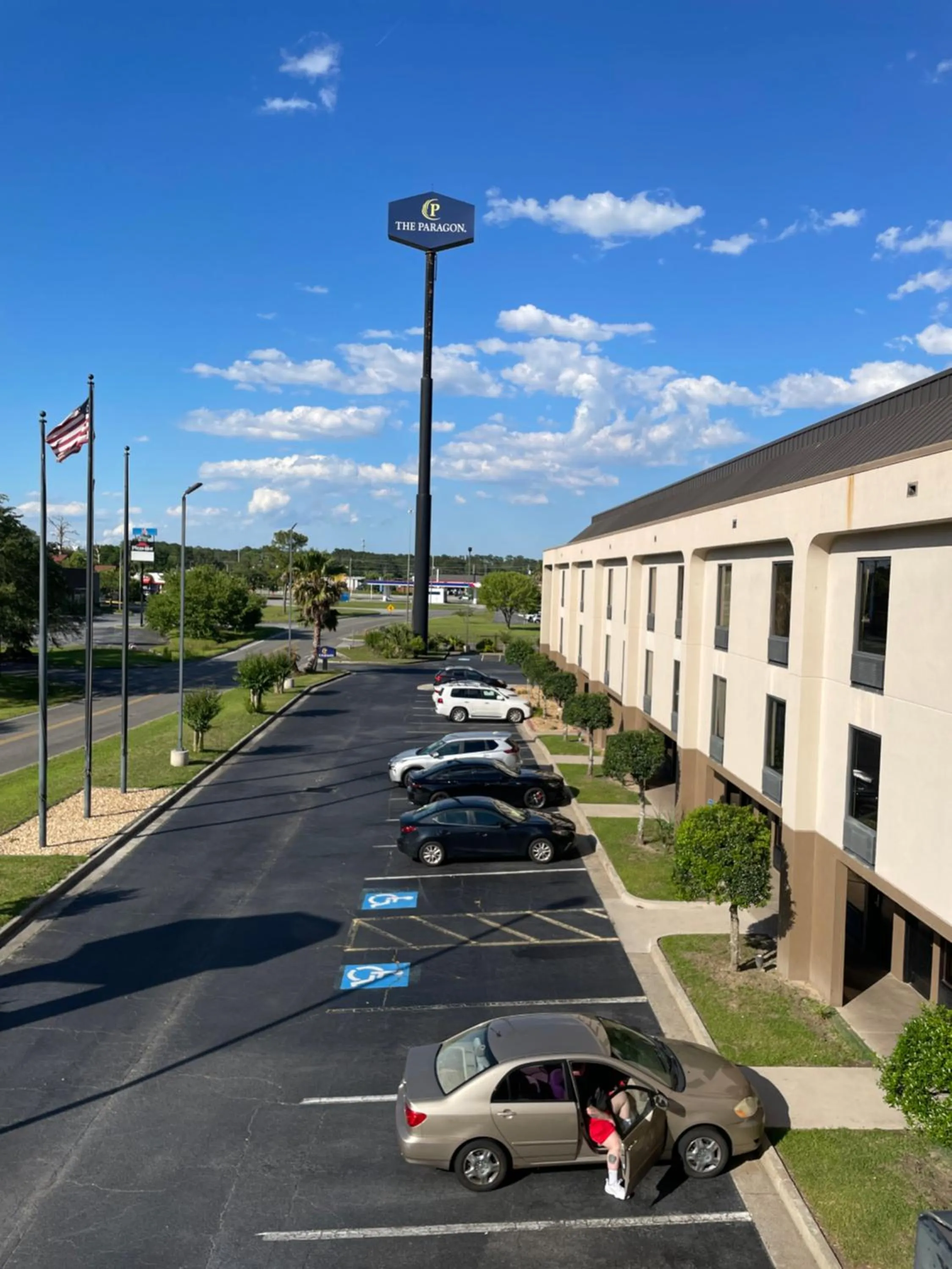 Property building in THE PARAGON of Golden Isles