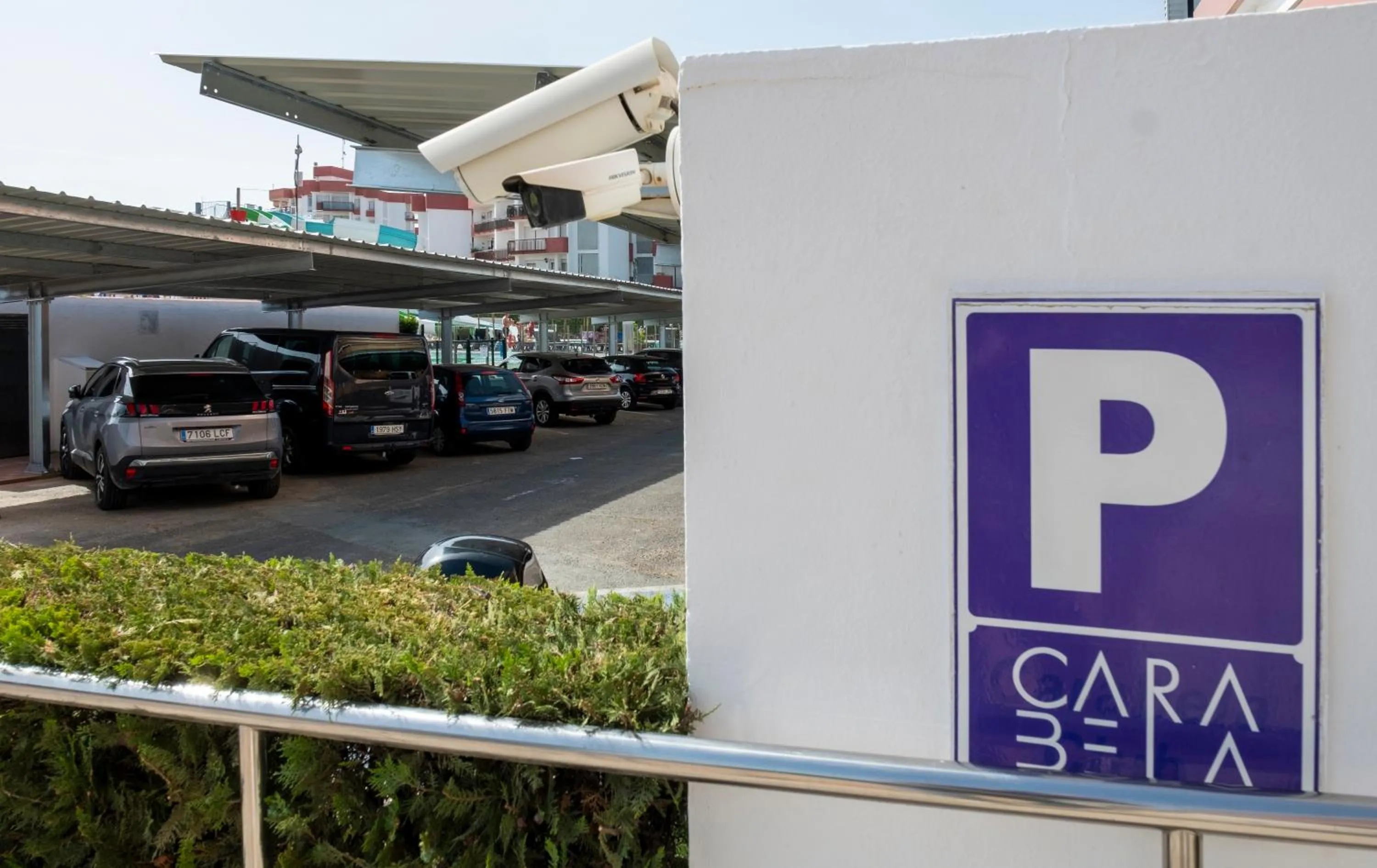 Parking in Ohtels Carabela