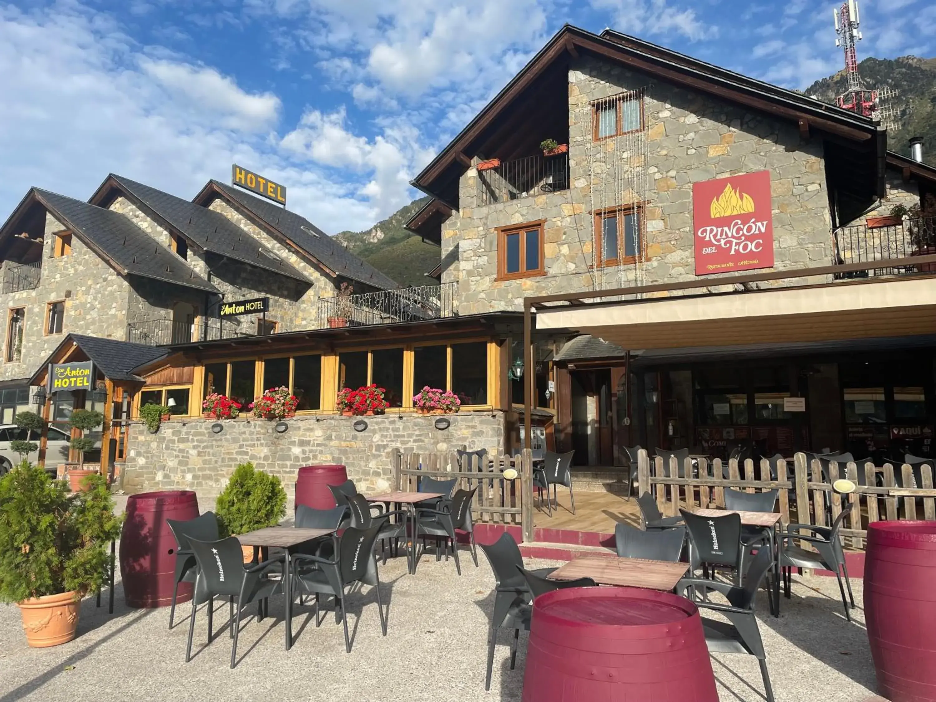 Restaurant/places to eat in San Anton Benasque Restaurant/places to eat in San Anton Benasque