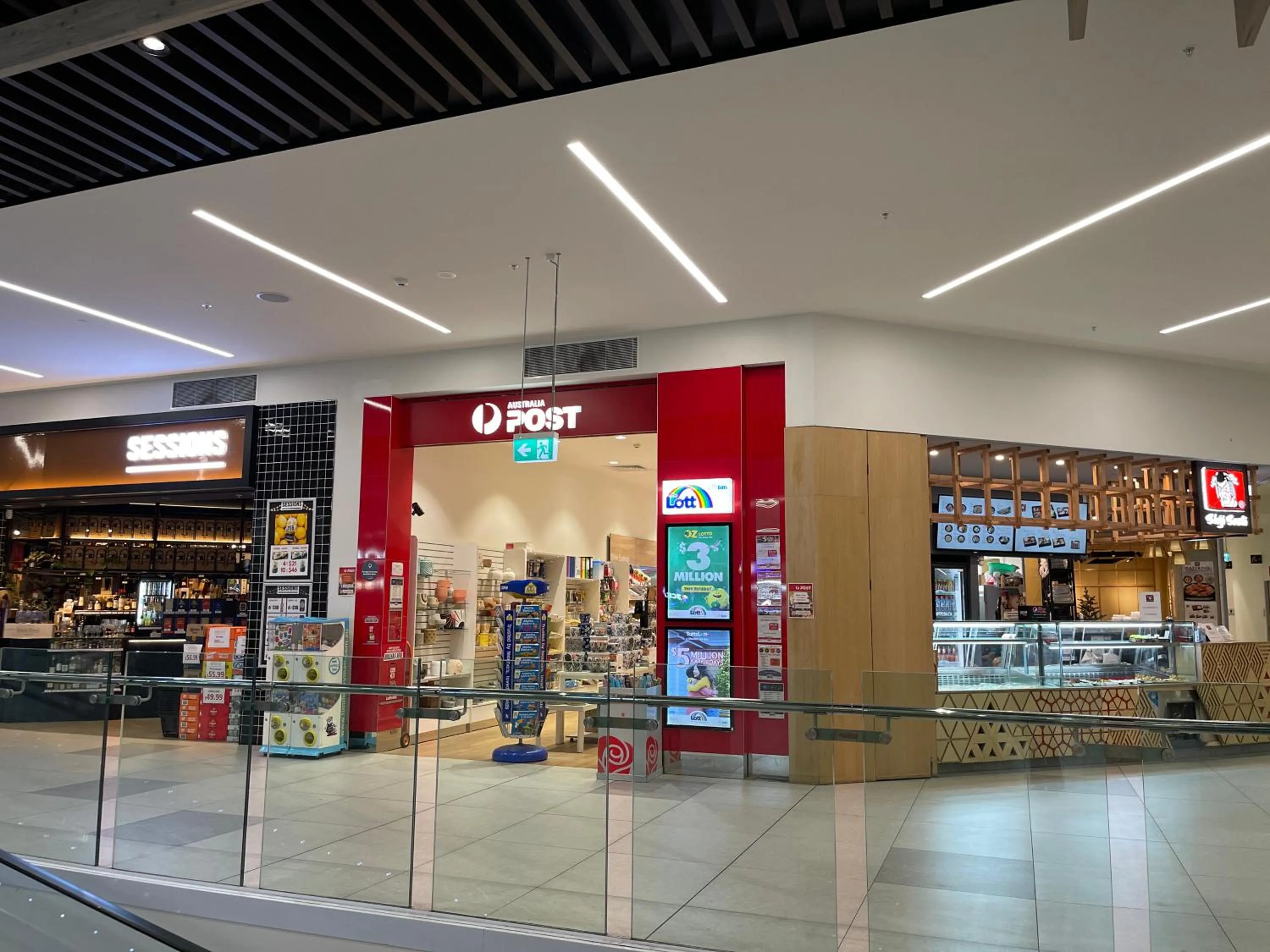 Supermarket/grocery shop in Sweet Home Apartment North Melbourne