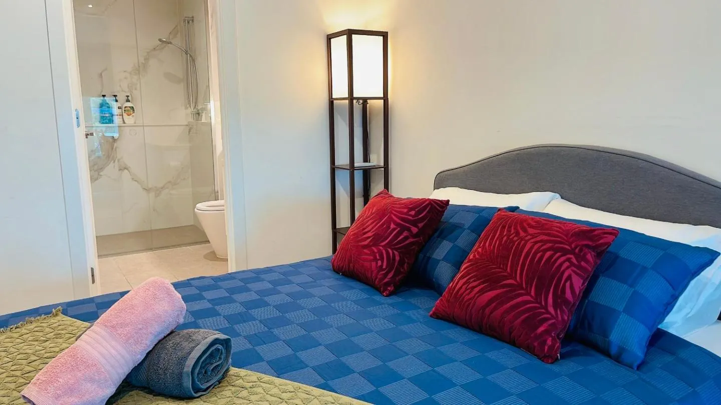 Bed in Sweet Home Apartment North Melbourne