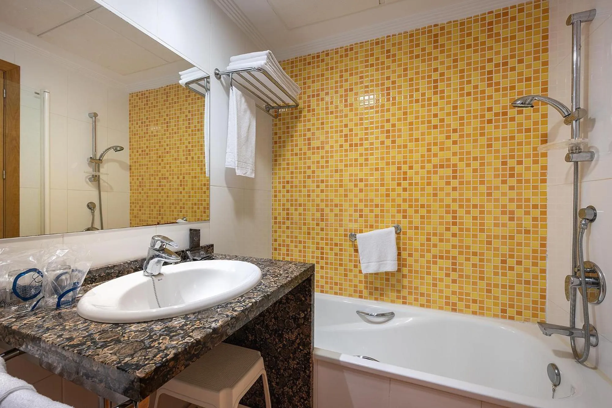 Bathroom in Hotel Playas de Guardamar
