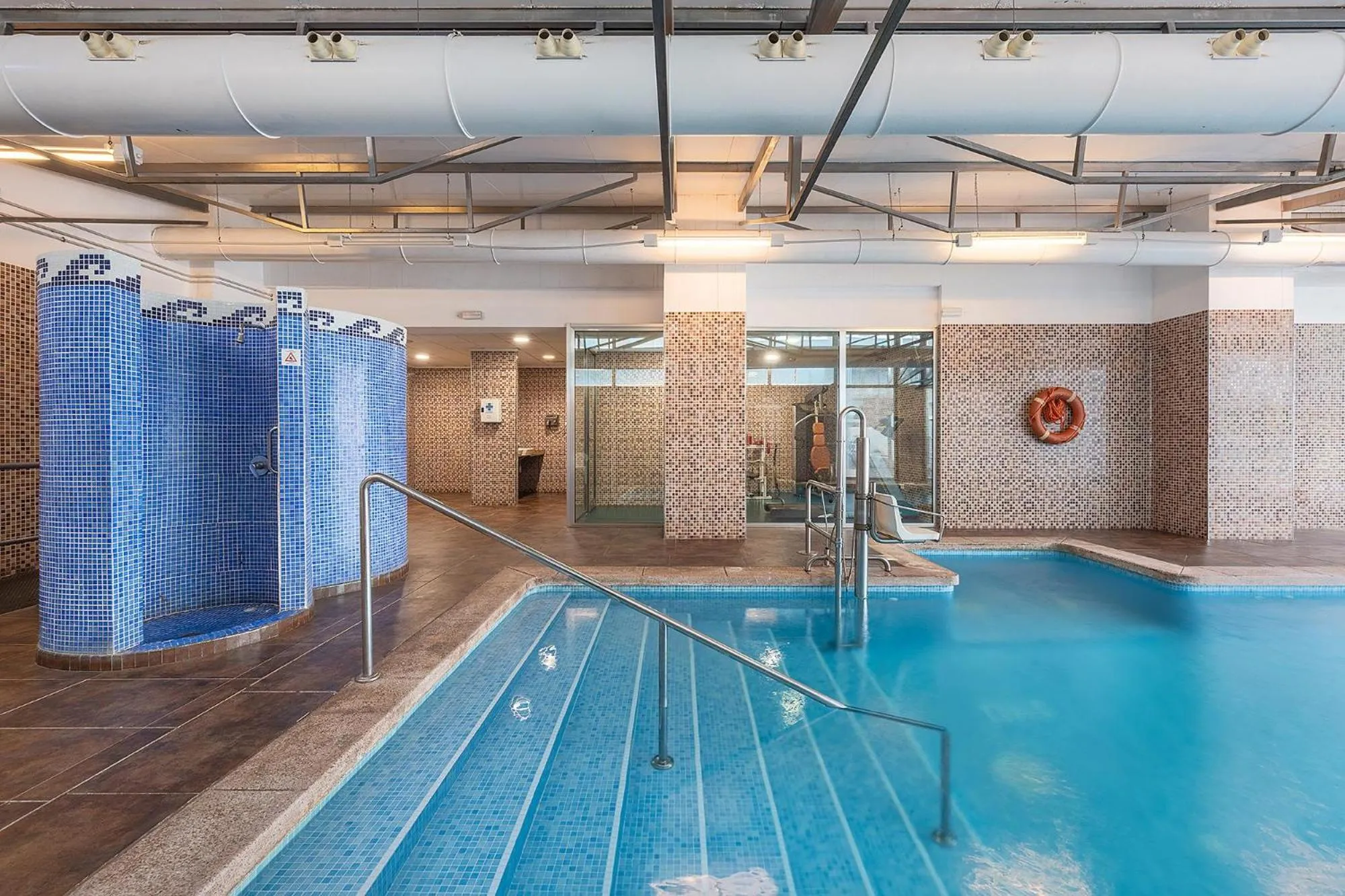 Swimming pool in Hotel Playas de Guardamar