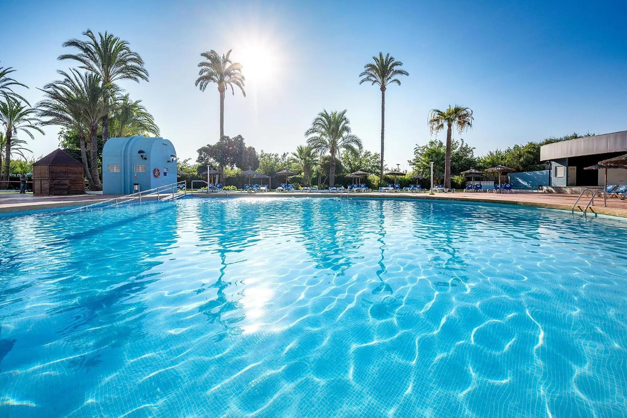 Swimming pool in Hotel Playas de Guardamar