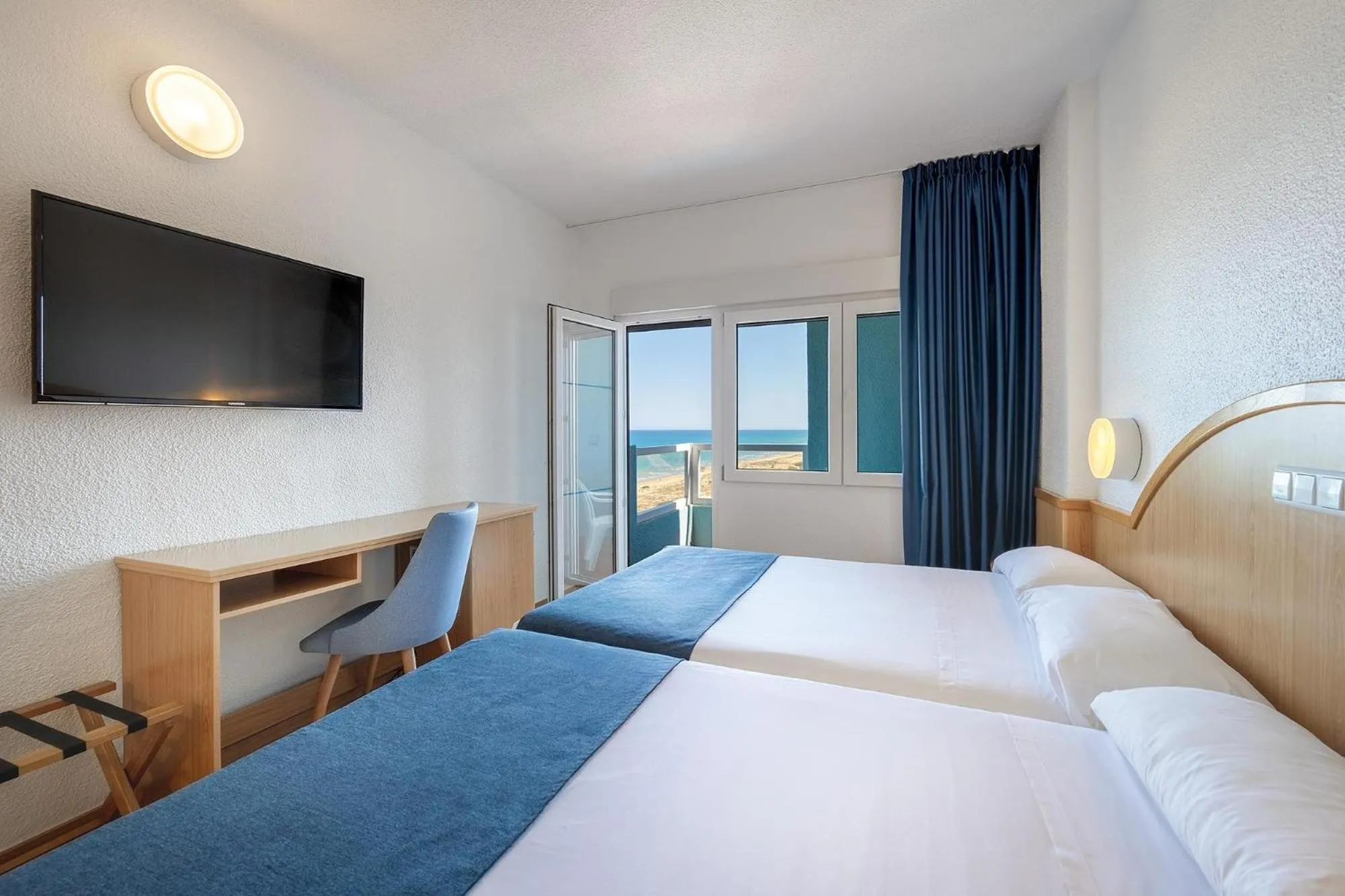 Photo of the whole room, Bed in Hotel Playas de Guardamar