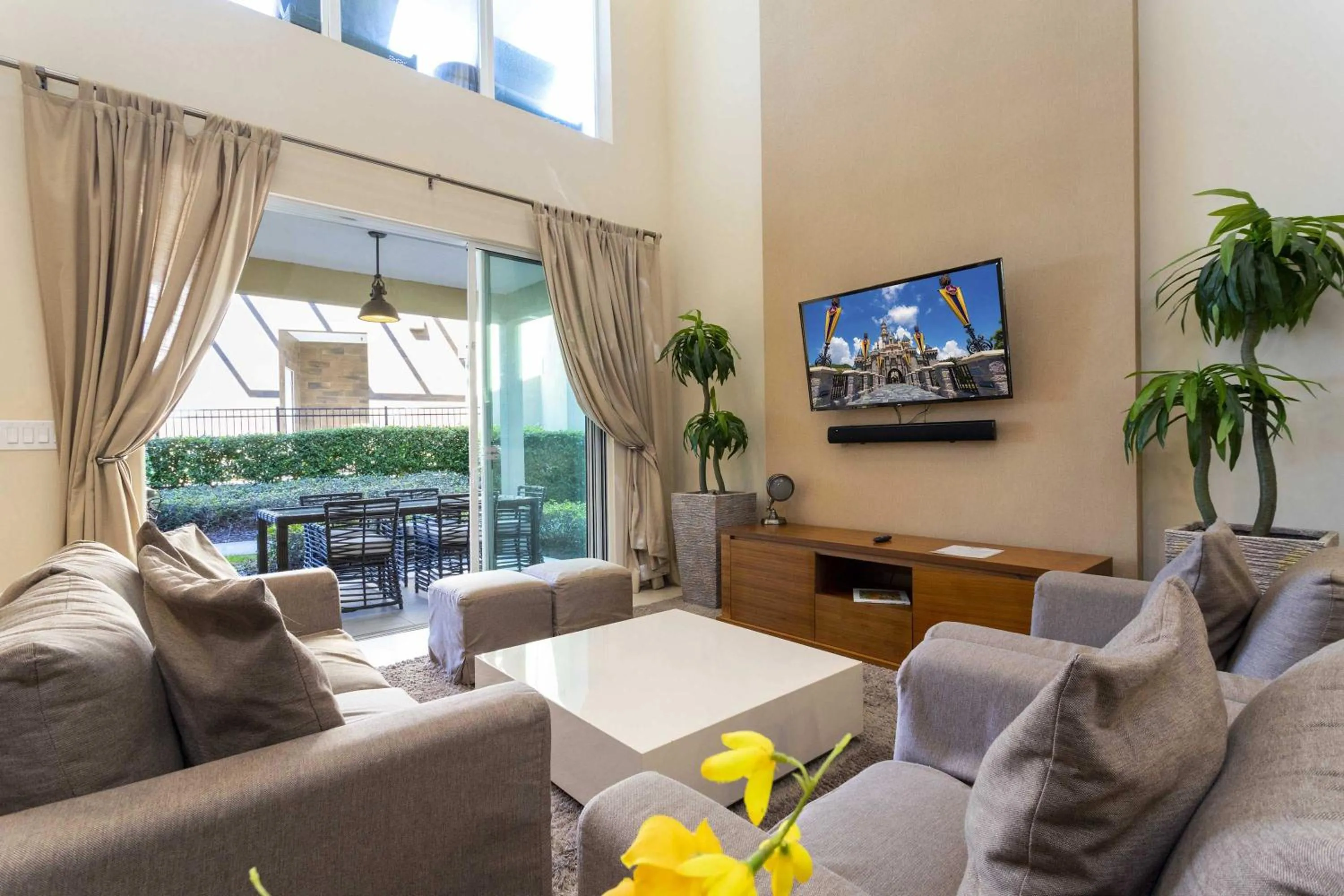 Gorgeous 4 Bd Close to Disney @ Magic Village 3114