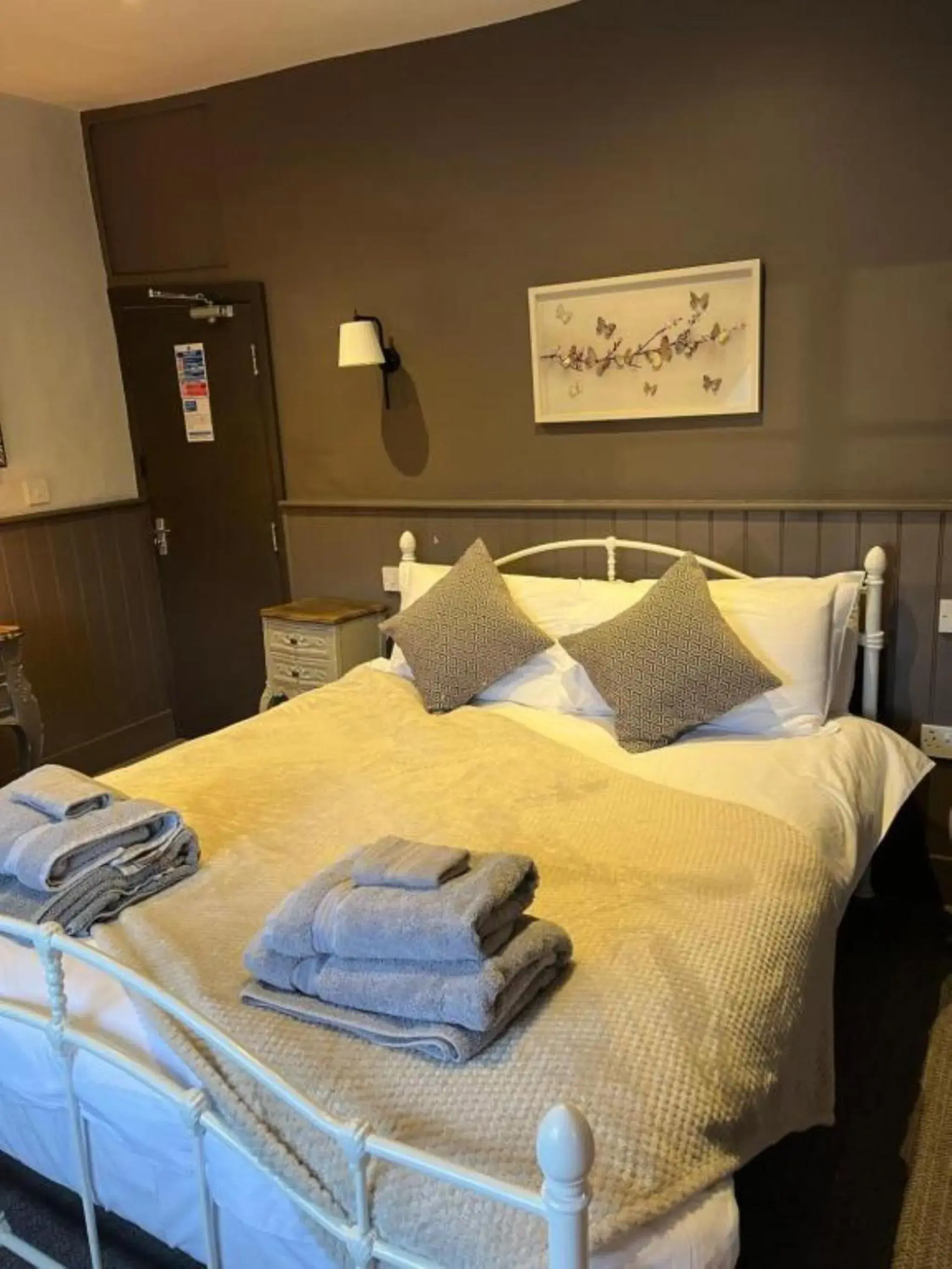 Bedroom, Bed in The Crown Inn Bedroom, Bed in The Crown Inn