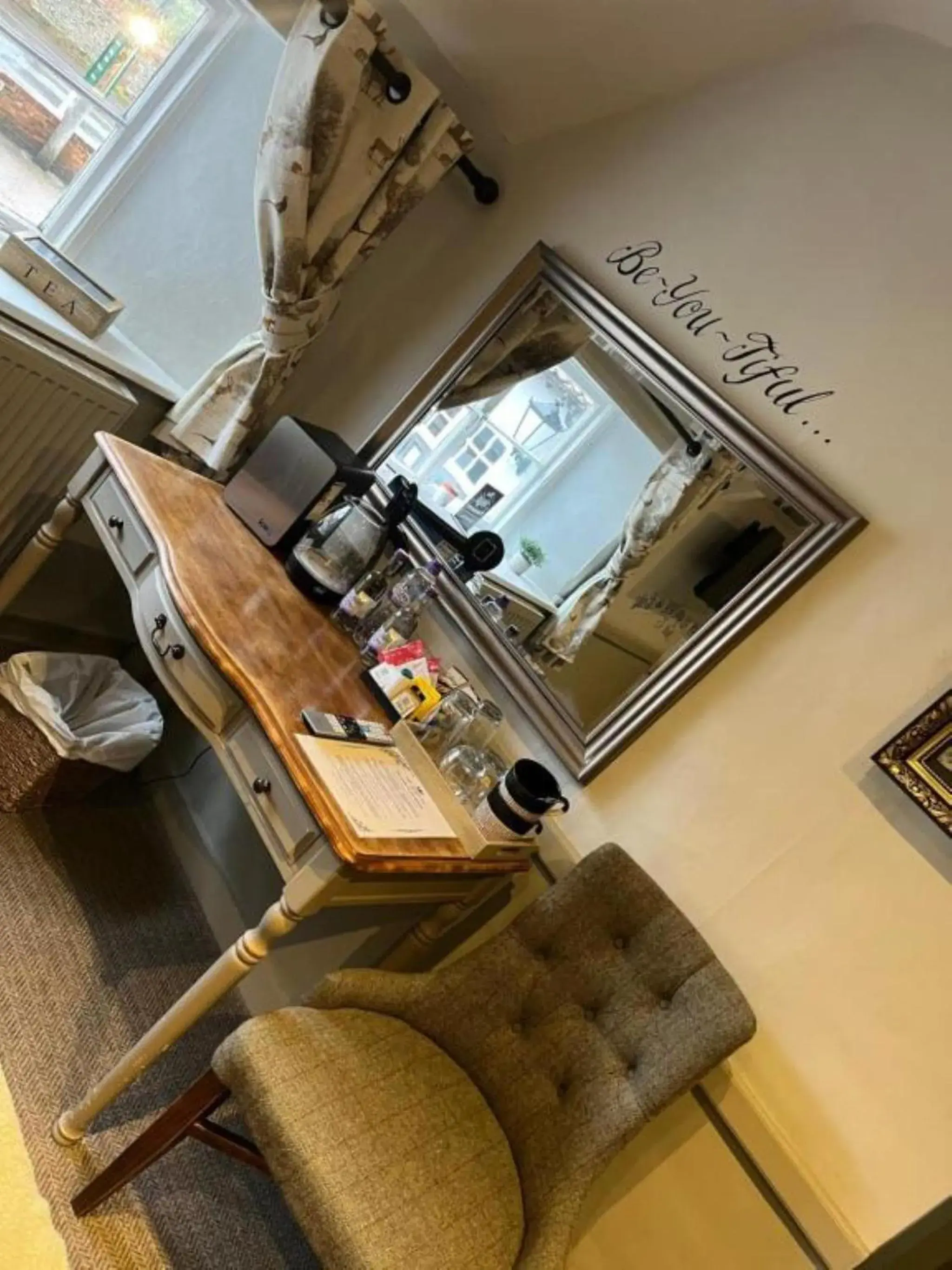 Bedroom in The Crown Inn Bedroom in The Crown Inn