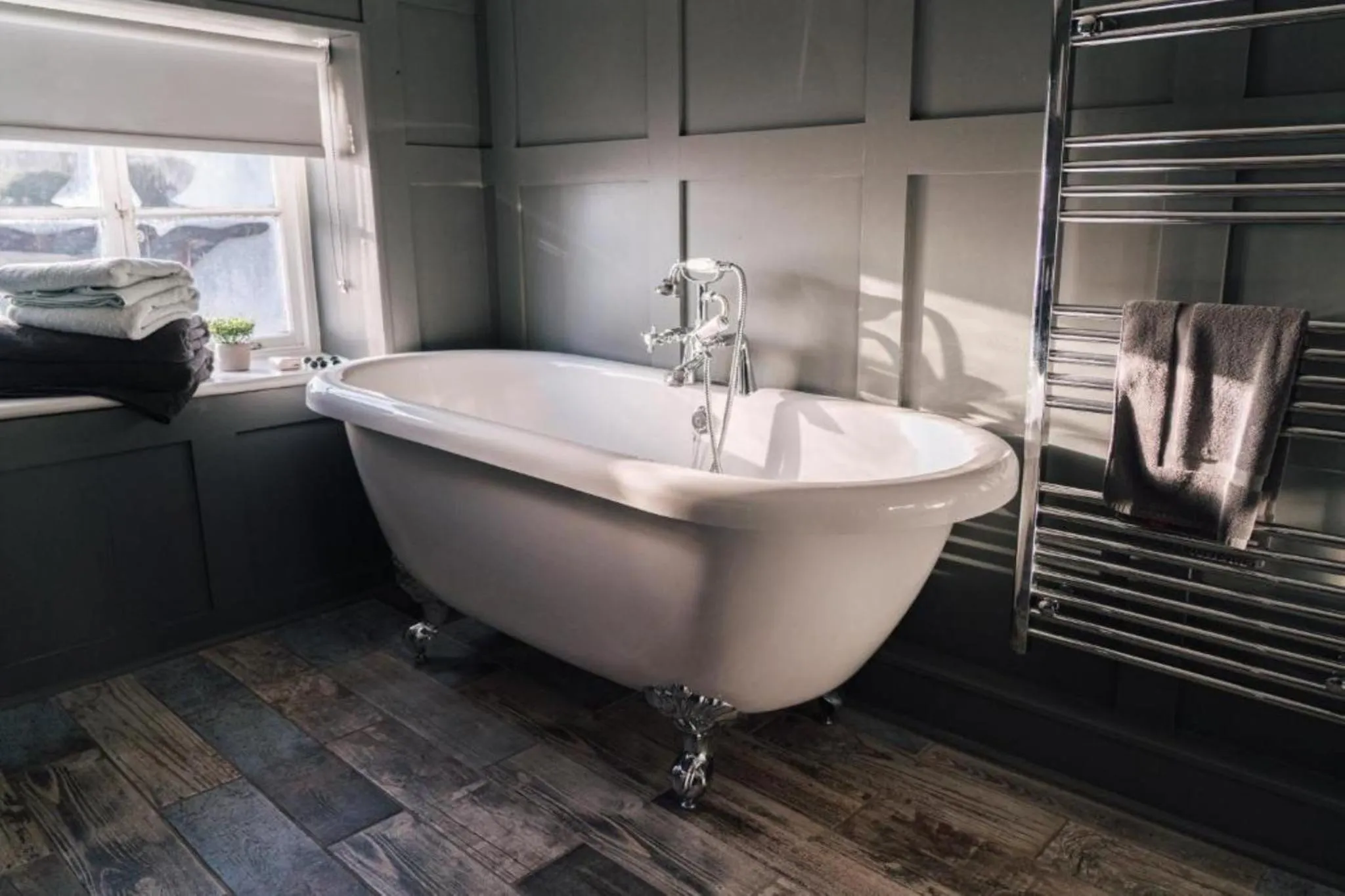 Bathroom in The Crown Inn