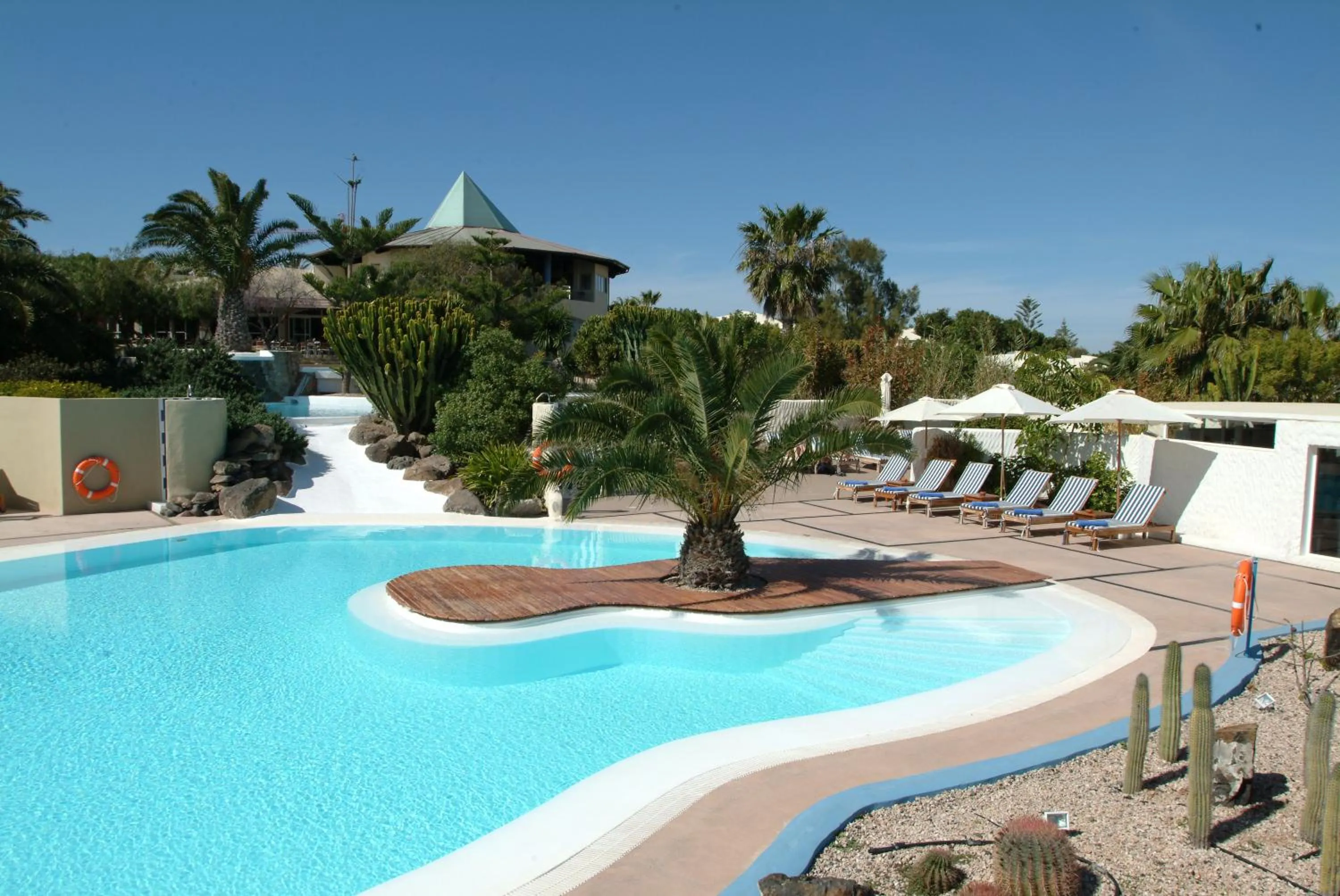 Swimming pool in Hotel LIVVO Risco del Gato Suites