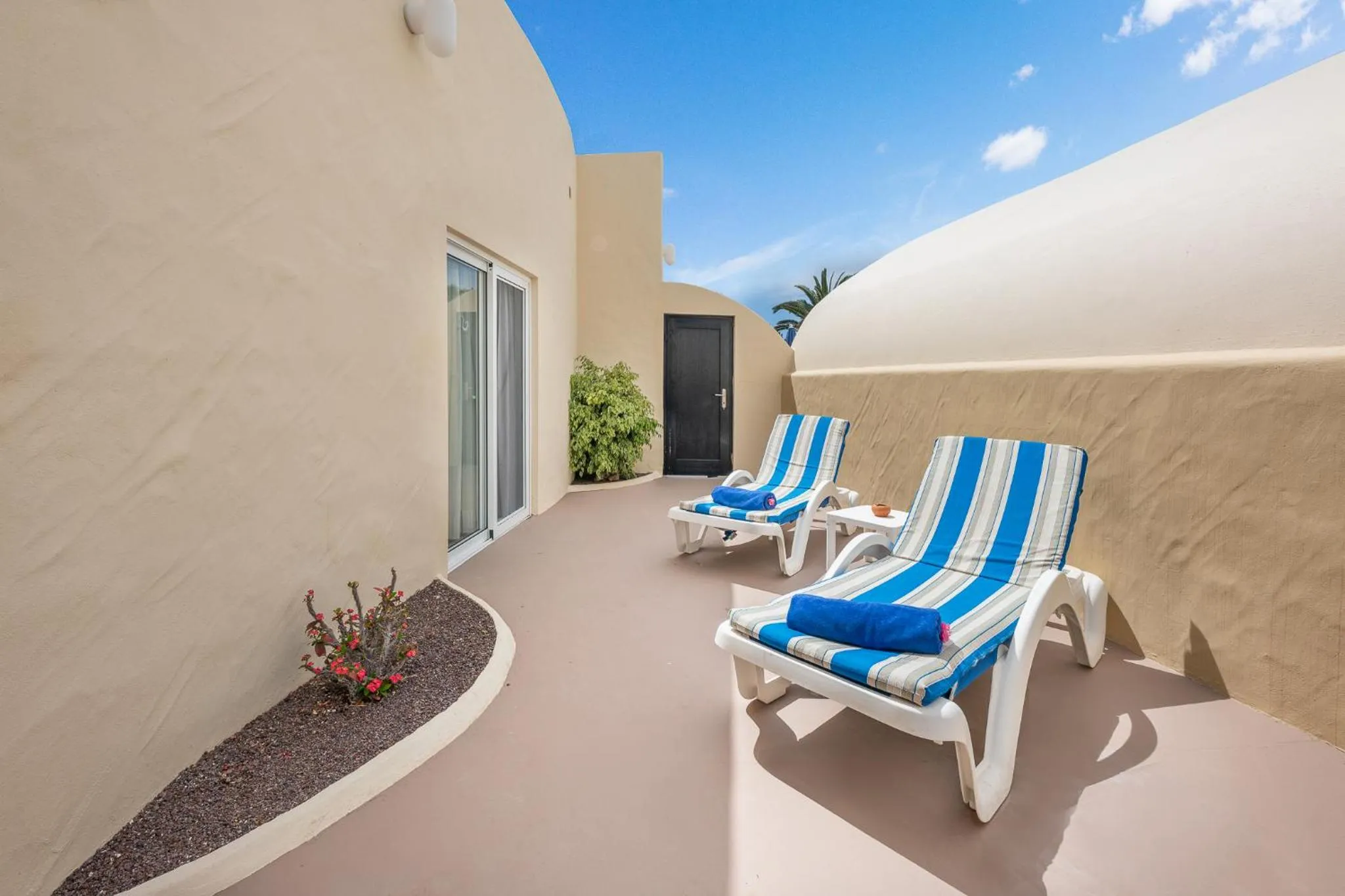 Patio in Hotel LIVVO Risco del Gato Suites