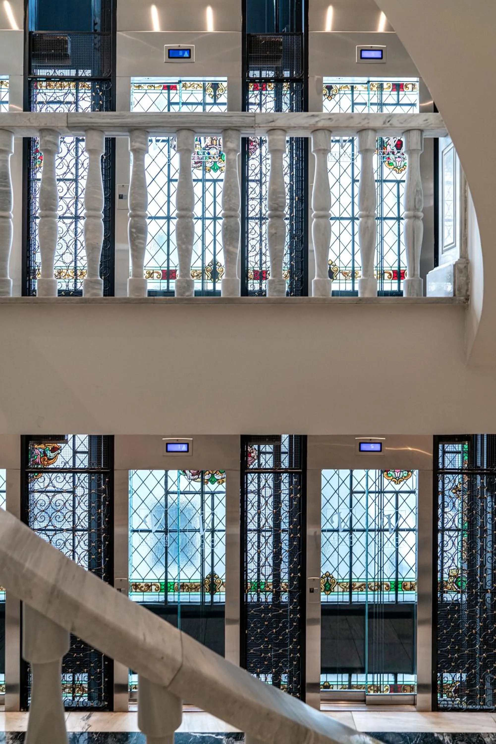 elevator in Vincci Vía - 66